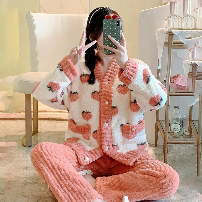 ❄️ Padded Coral Velvet Women’s Pajama Set 🌸 Thickened Warm Flannel Loungewear 🛌 Winter Sleepwear Two-Piece Homewear