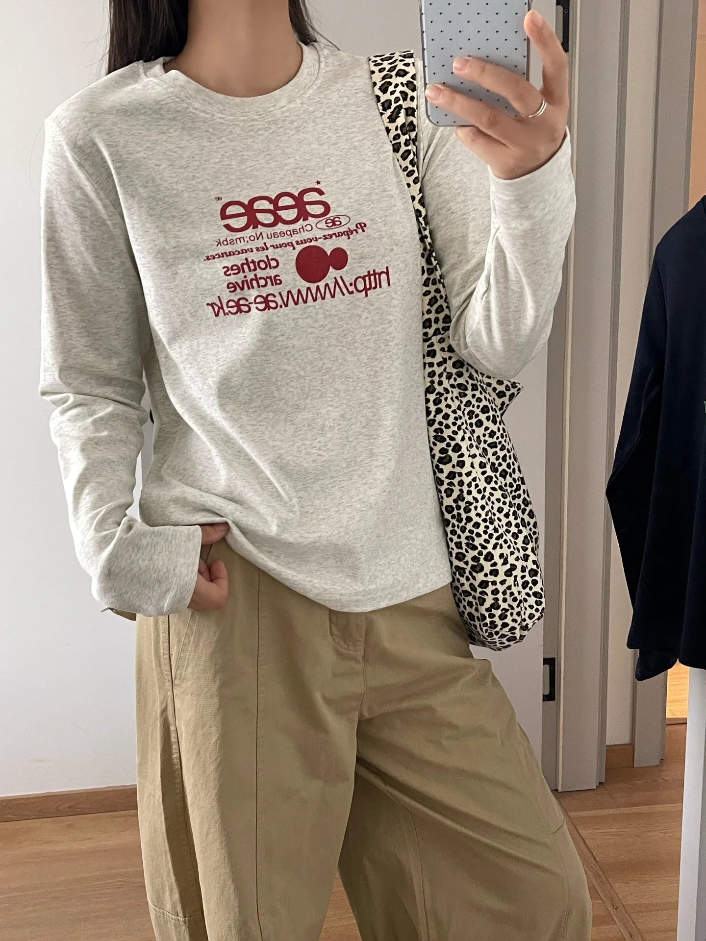 Women’s Slim Fit Round Neck Long Sleeve T-Shirt | Handmade Color Block Letter Print Base Layer Top