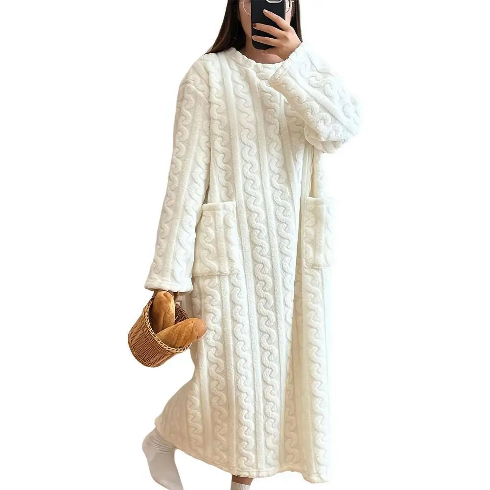 Women's Winter Flannel Nightgown – Long Sleeve Thickened Warm Sleepwear with Double Pockets, Loose Solid Jacquard Nightdress