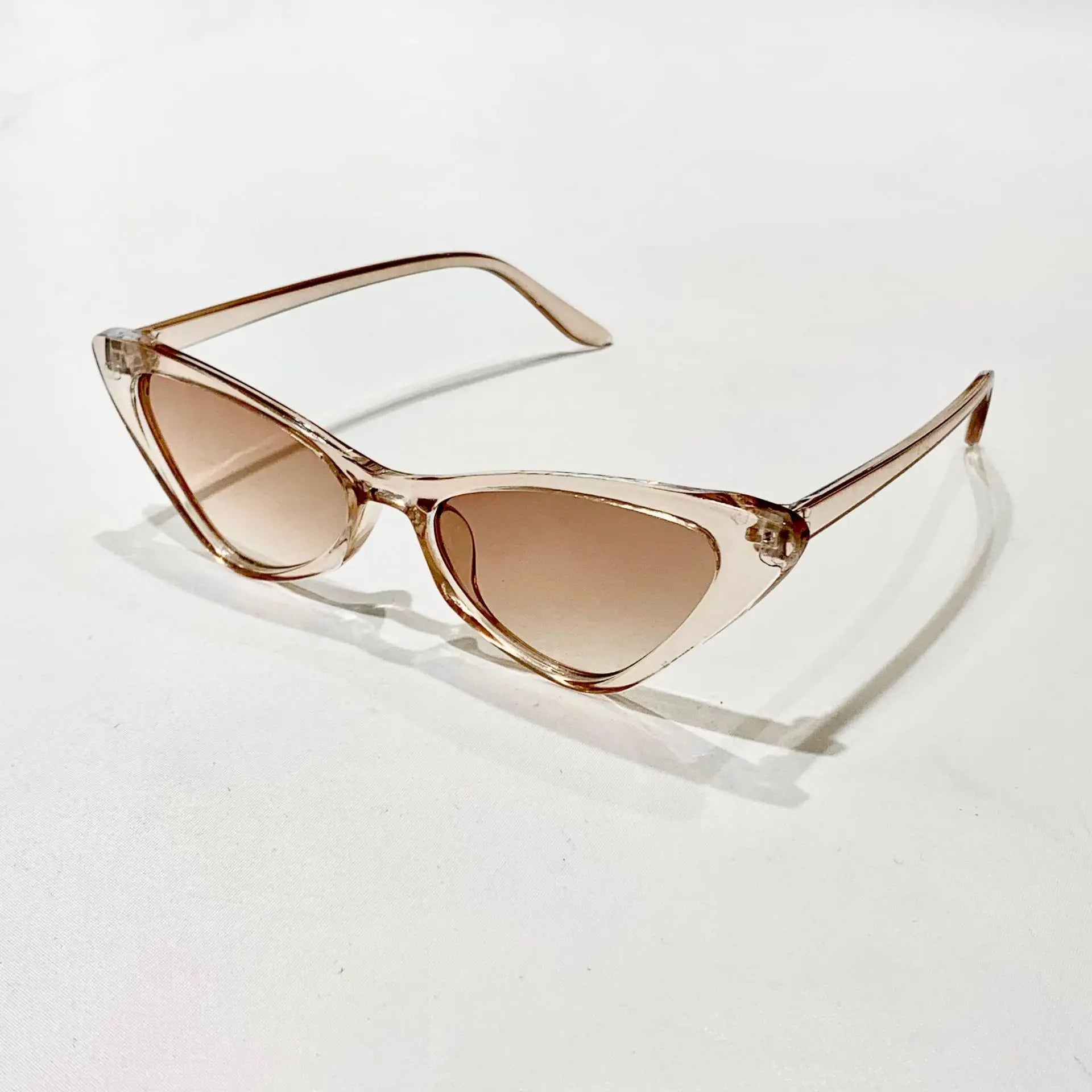 Small Frame Vintage Square Sunglasses – Women Men Cat Eye Triangle Sun Glasses Retro Unisex Eyewear