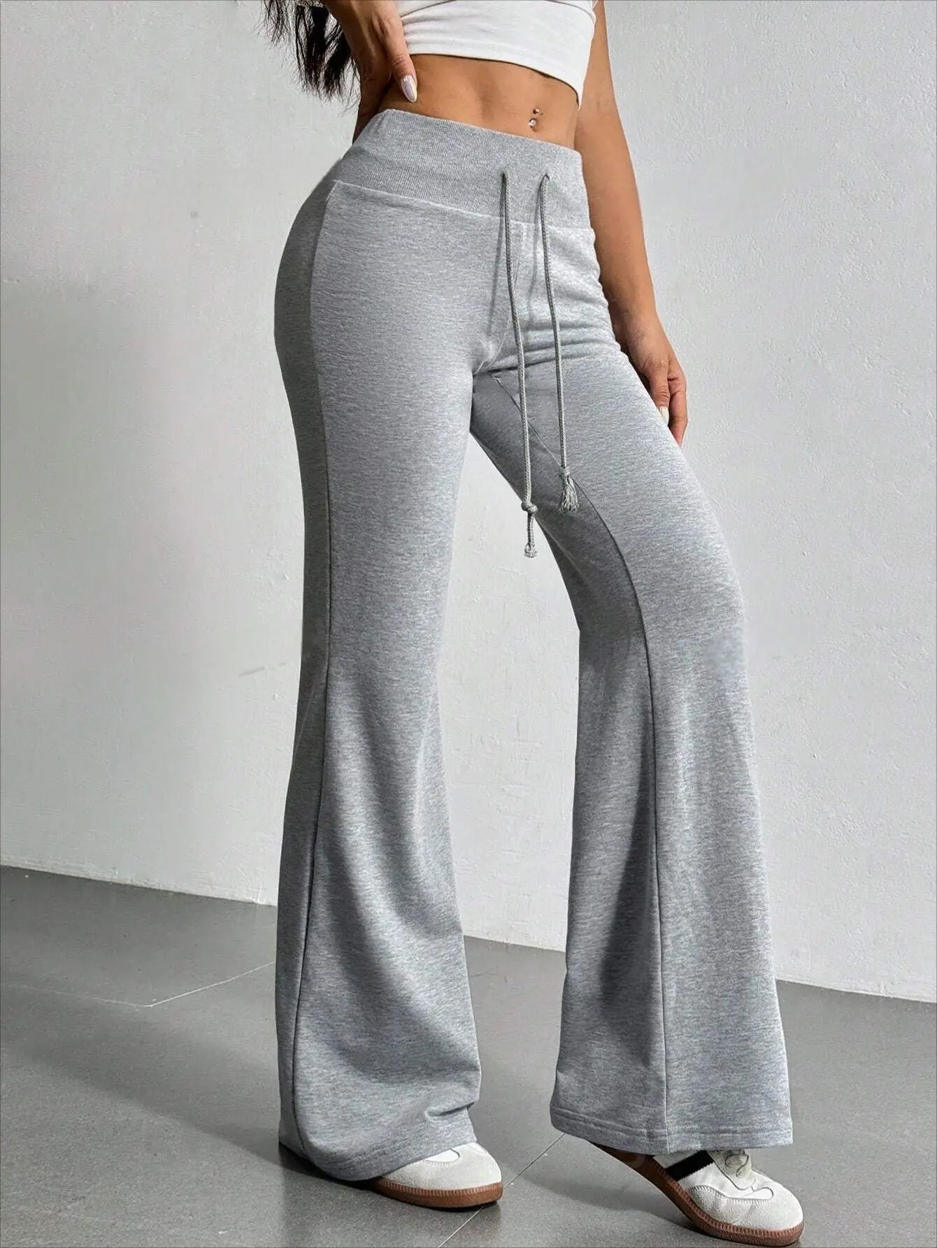 Autumn & Winter Women’s Solid Color Drawstring Bell-Bottoms – Casual Fashion Pants