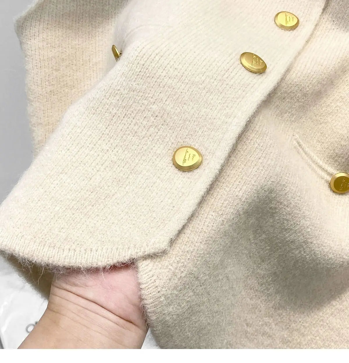 Women’s Knit Vest Cardigan Sweater | Sleeveless Button-Up Round Neck Casual Fashion Top