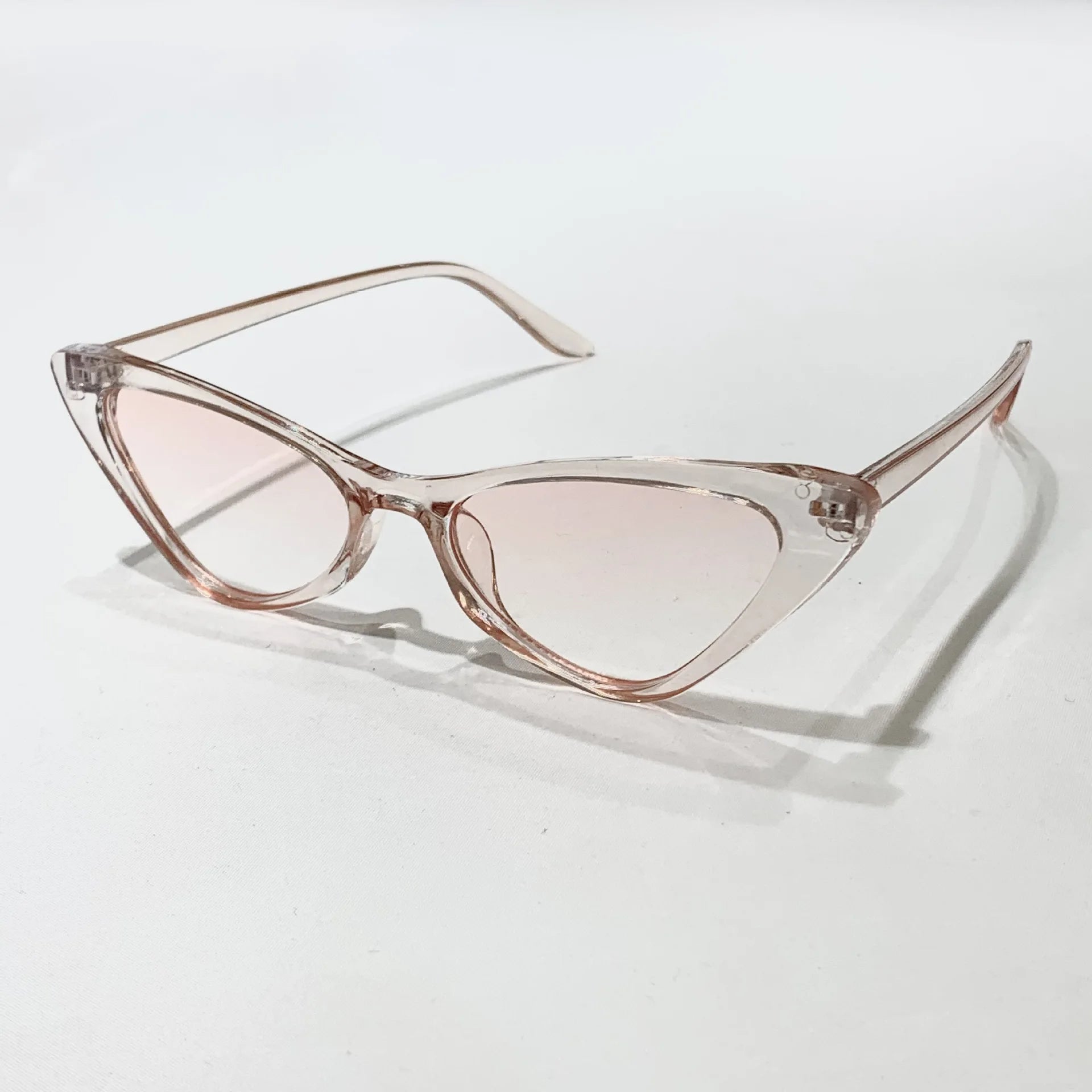 Small Frame Vintage Square Sunglasses – Women Men Cat Eye Triangle Sun Glasses Retro Unisex Eyewear