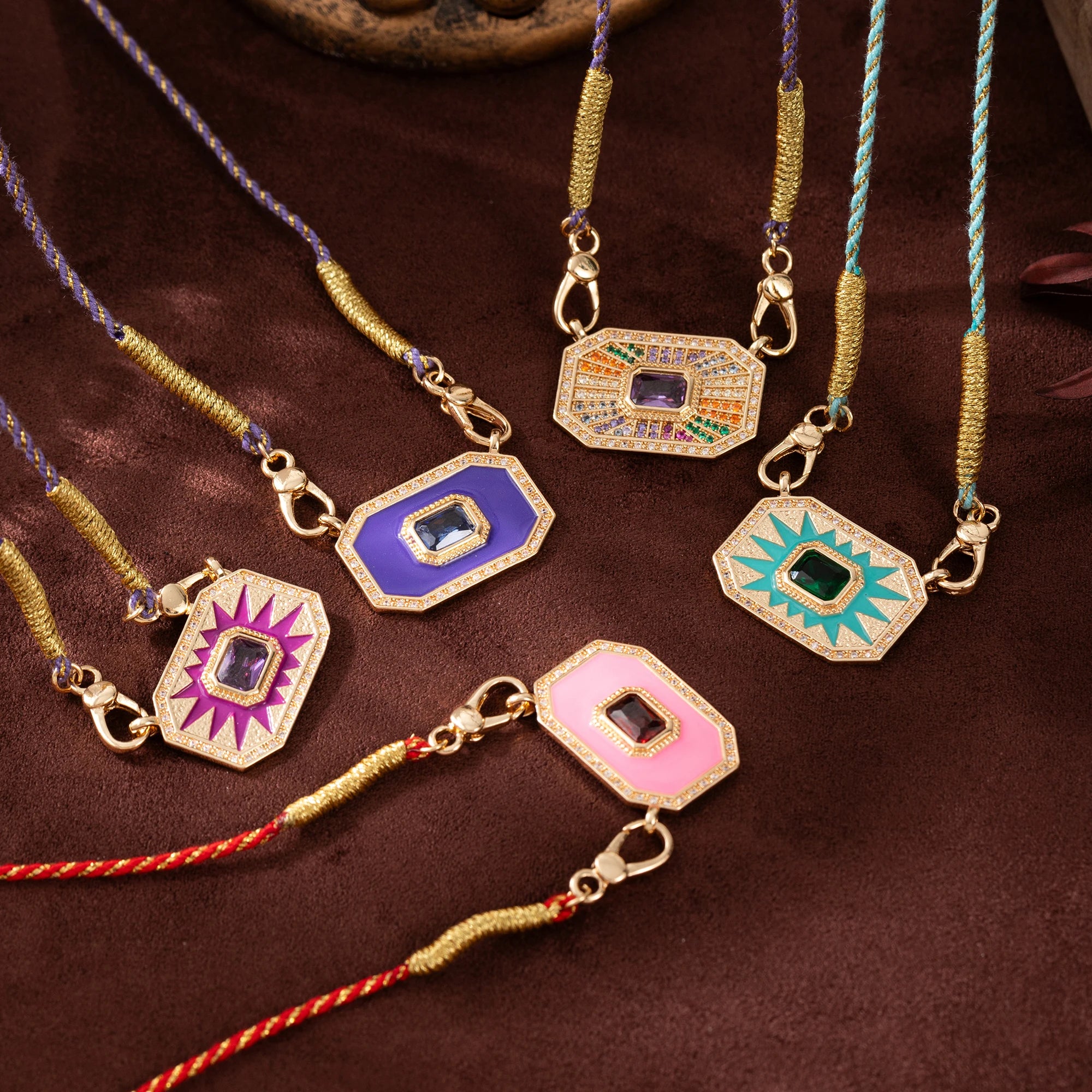 Colored Tarot Card Pendant Necklace – Gold Plated with Pink Drip Oil & Inlaid Diamonds Women’s Gift Jewelry