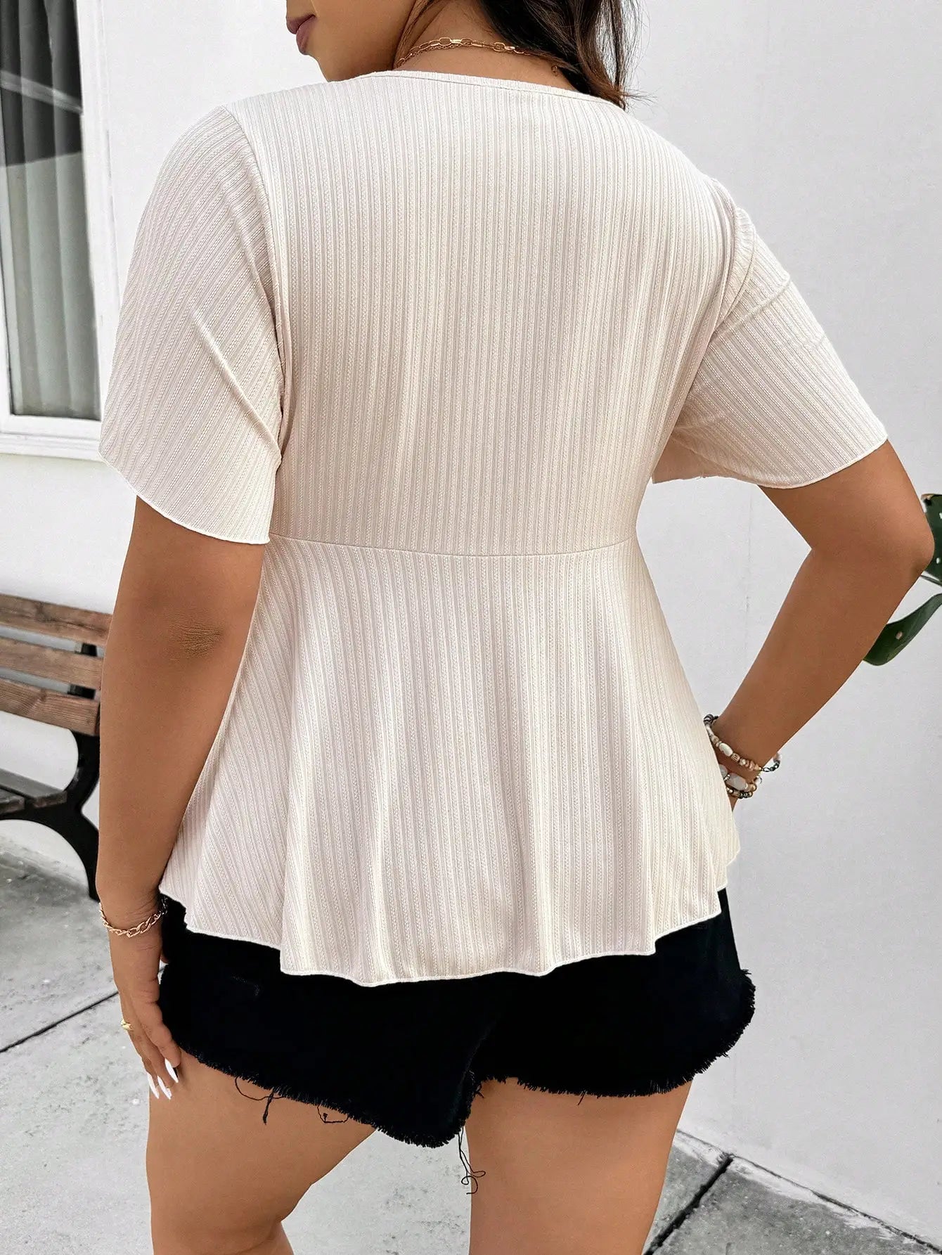 New Women’s Fashion Casual Square Neck Top – Short Sleeve Plus Size Summer Tee 👚✨