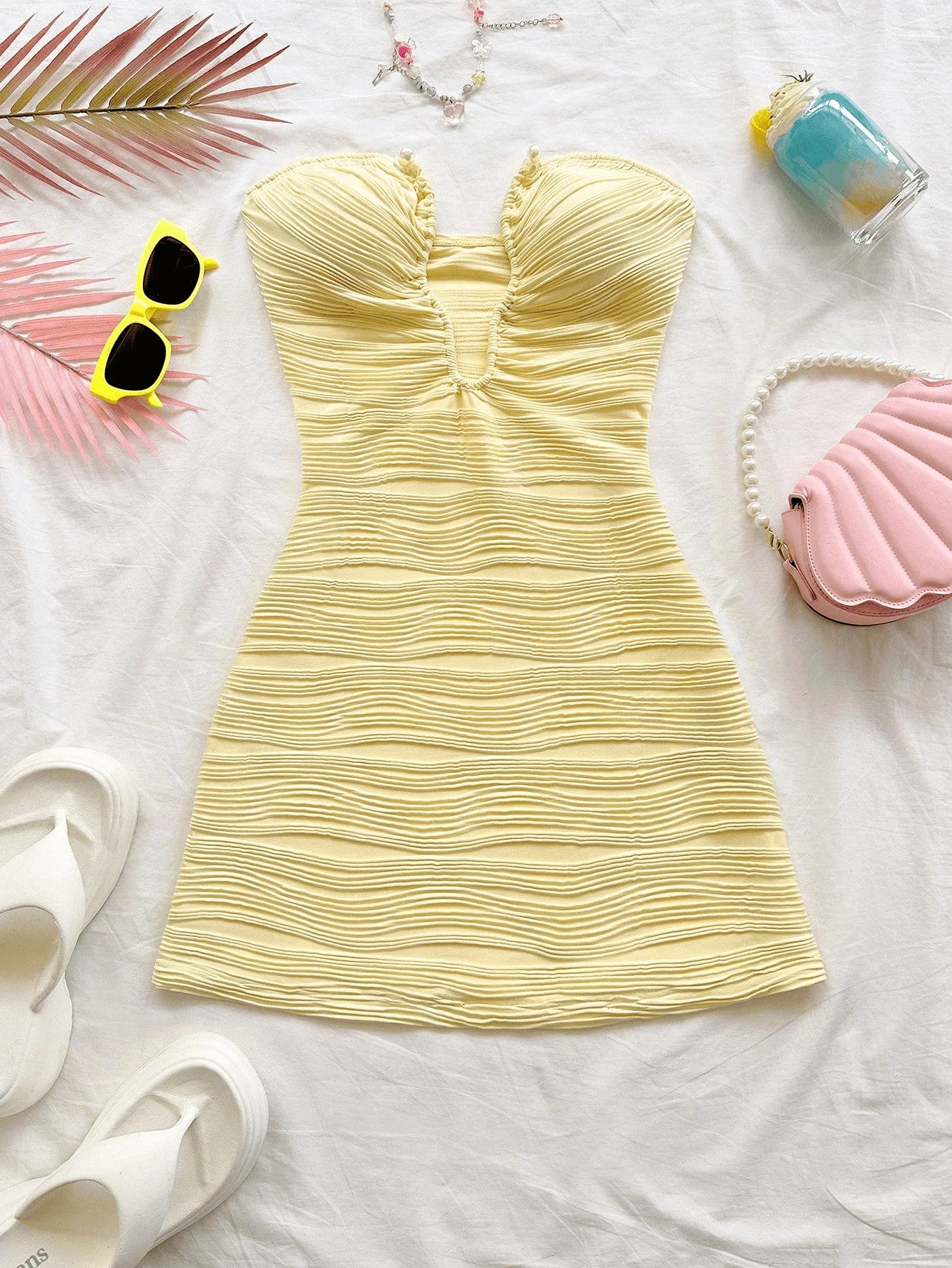 2025 Summer Women’s Strapless Body-Hugging Short Skirt Dress – V-Neck Party Dress