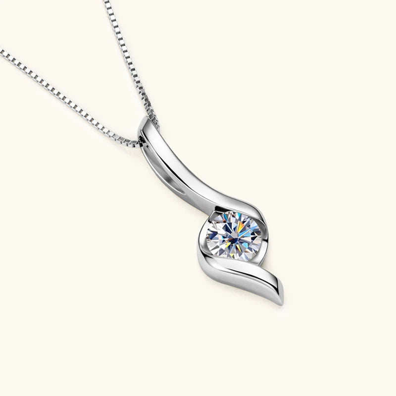 925 Sterling Silver 1CT Geometric Moissanite Pendant Necklace – Elegant Retro Women’s Jewelry