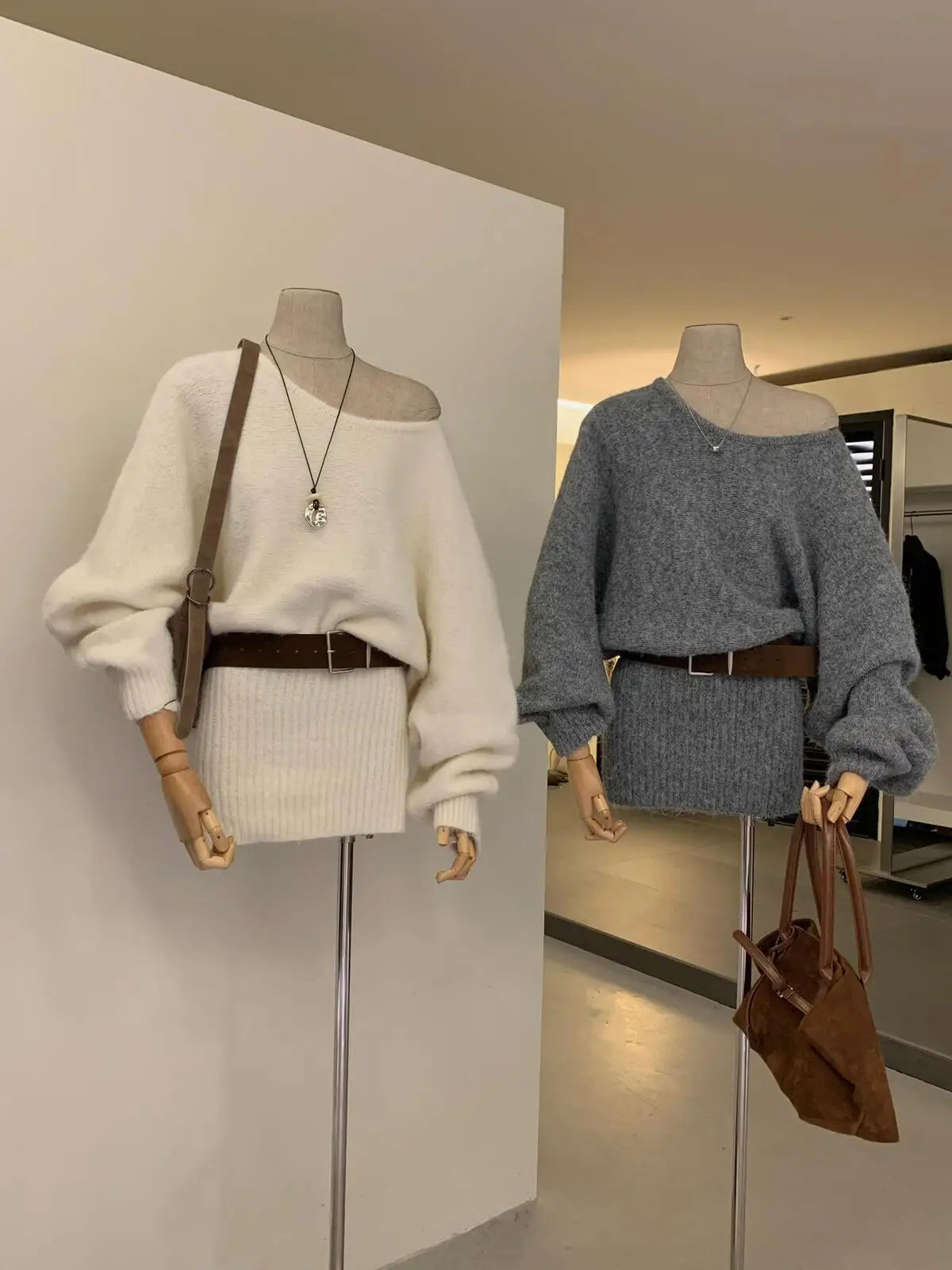 Early Autumn Knitted Bat Sleeve Slim Fit Dress – Women’s Soft Stretchy Casual Knitwear with Waist Belt