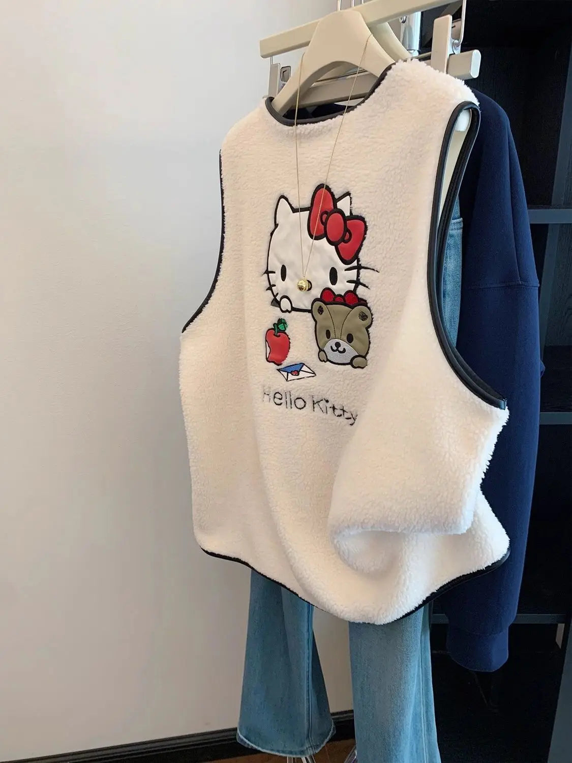 Women’s White Embroidered Cartoon Vest – Trendy Autumn Winter Korean Style Outerwear 🐰❄️