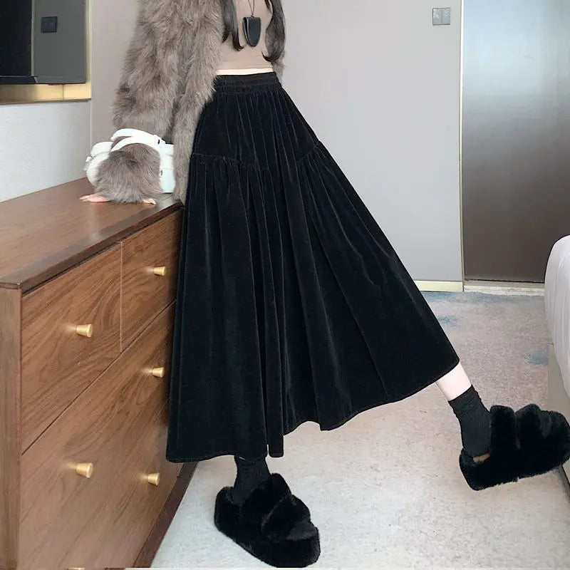 Plus Size Black Velvet Midi Skirt – High Waist A-Line Autumn Winter Mid-Length Skirt for Women