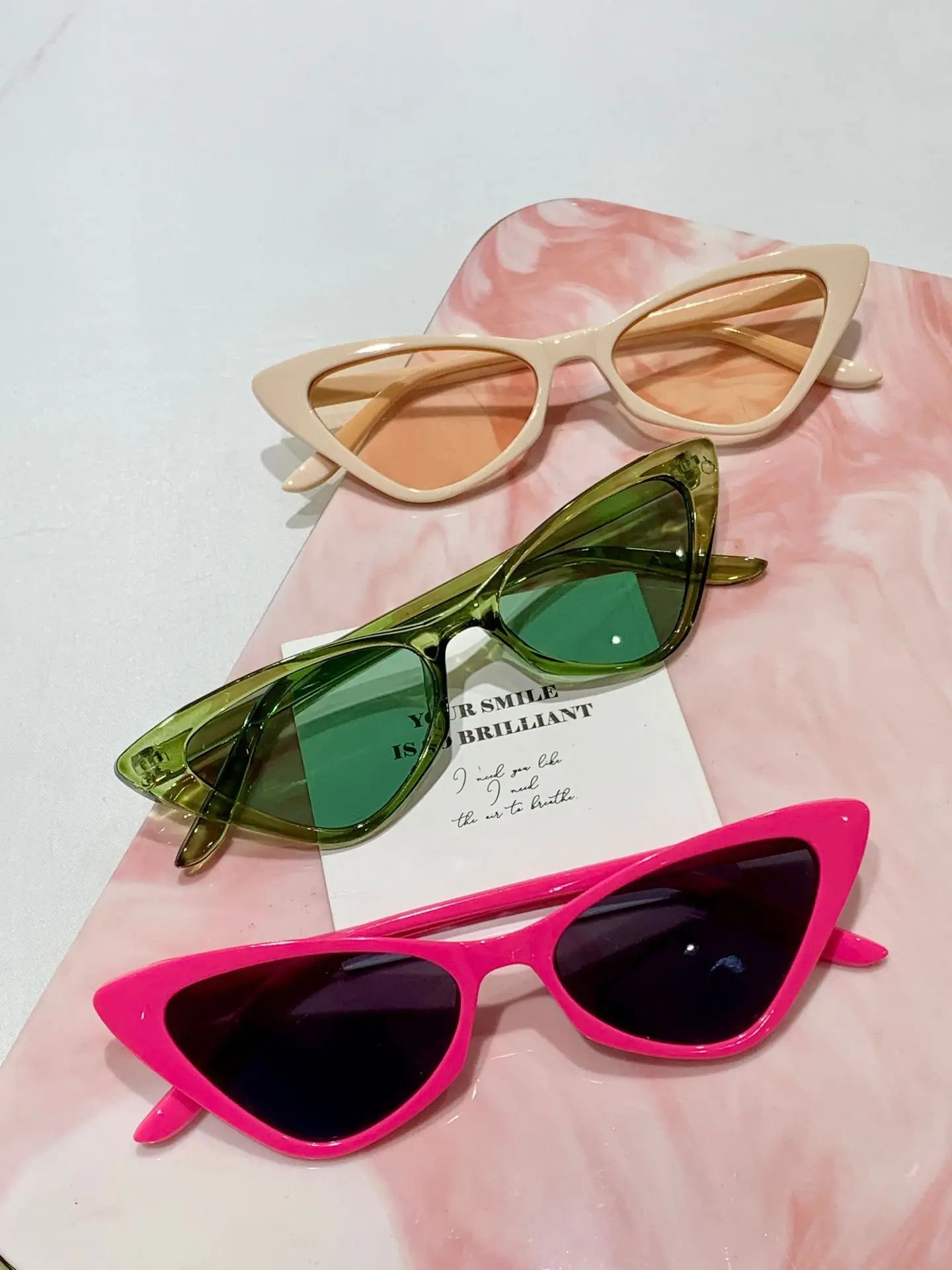 Small Frame Vintage Square Sunglasses – Women Men Cat Eye Triangle Sun Glasses Retro Unisex Eyewear