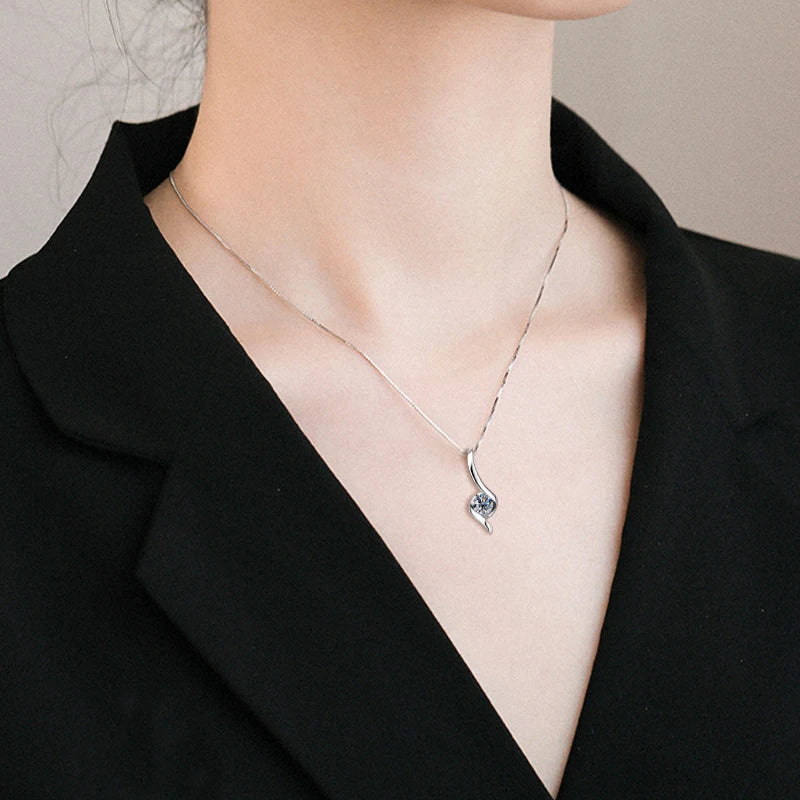 925 Sterling Silver 1CT Geometric Moissanite Pendant Necklace – Elegant Retro Women’s Jewelry