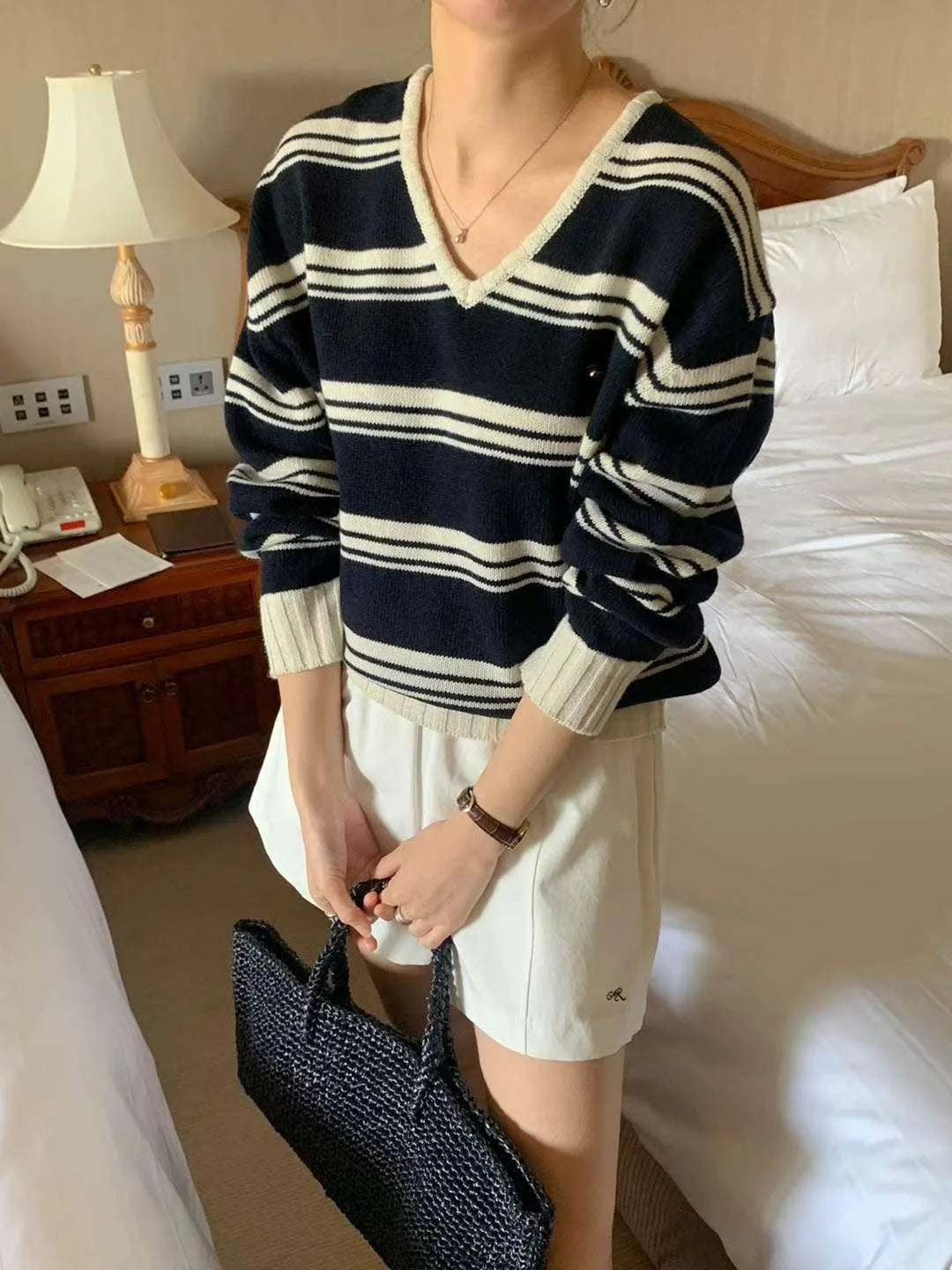 Fashionable V-Neck Women’s Knitted Sweater – Long Sleeve Striped Base Layer | Trendy Commute Sweater, Regular Length, Chinese Origin