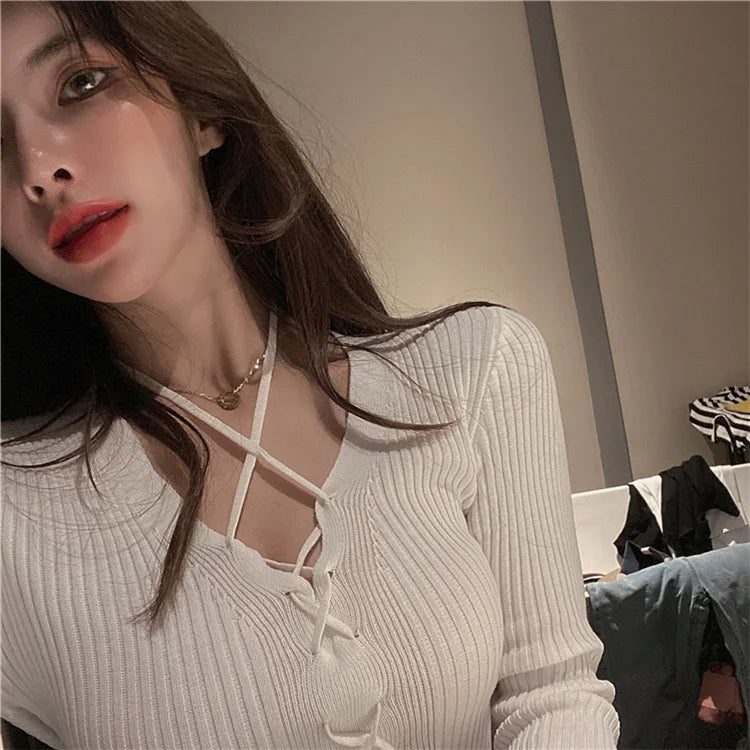 Trendy Short Knitted Sweater for Women | Slim Fit V-Neck Long Sleeve Top | Spring 2025 Spicy Girl Fashion