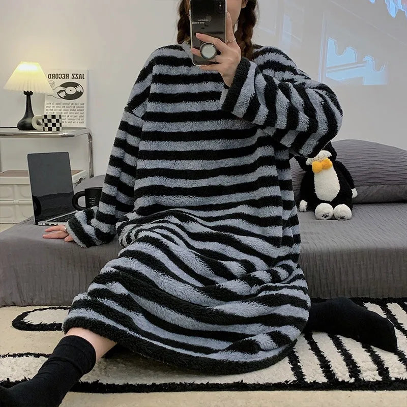 Ladies’ Nightwear Nightdress – Autumn Winter Coral Velvet Long Sleeve Plaid Striped Flannel Dress, Large Size