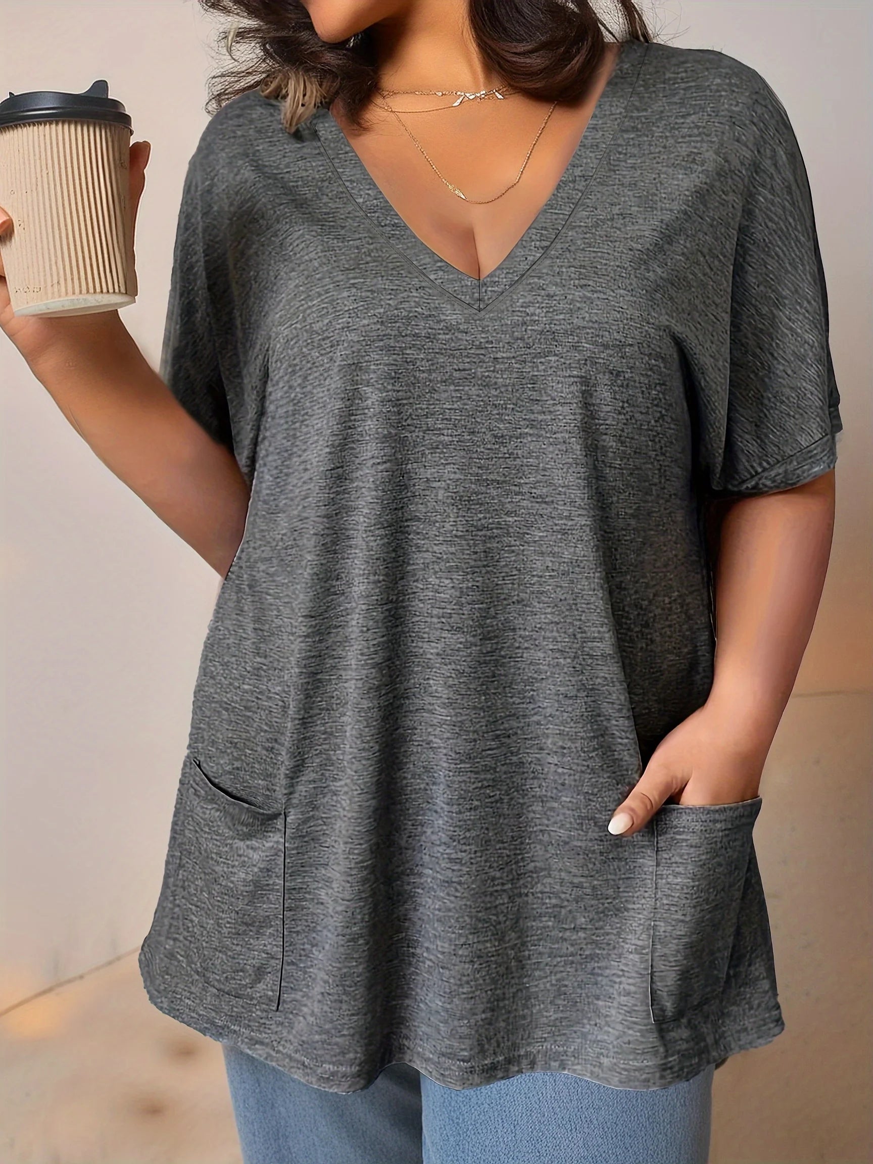 Plus Size Women’s V-Neck Casual T-Shirt – Short Sleeve Top with Front Pockets 👚✨