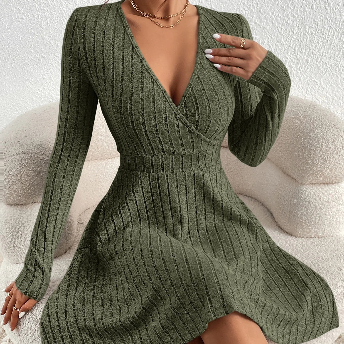 Women’s Slim Fit V-Neck Knit Dress – Long Sleeve Autumn Winter Sexy Bodycon Sweater Midi Dress, Casual Solid Color