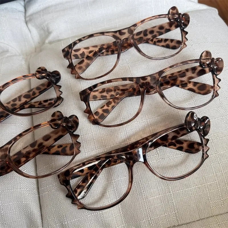 Y2K Leopard Print Eyeglass Frame – Anime Kawaii Retro Glasses | Cartoon Cute Decorative Eyewear Toys