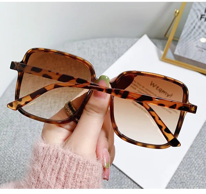 New Oversized Rectangle Sunglasses – Women’s Fashion Square Sun Glasses & Men’s Classic Vintage Eyewear | UV400 Oculos De Sol