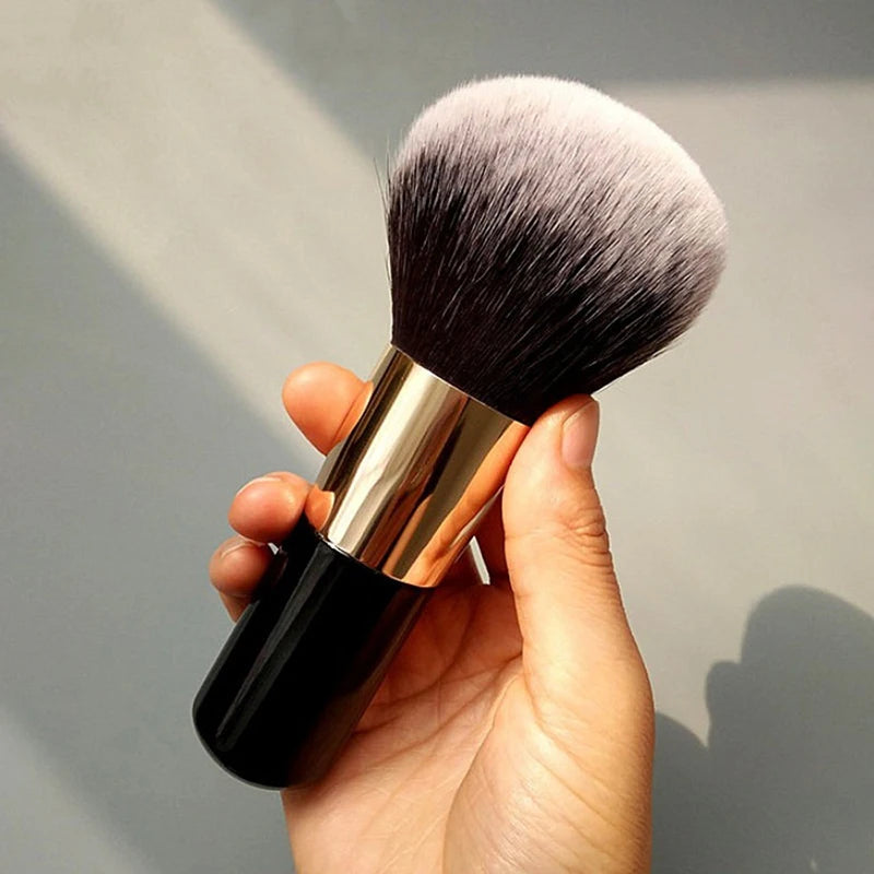 1PCS Large Makeup Brush – Soft Foundation, Powder & Blush Face Brush | Professional Cosmetic Tool