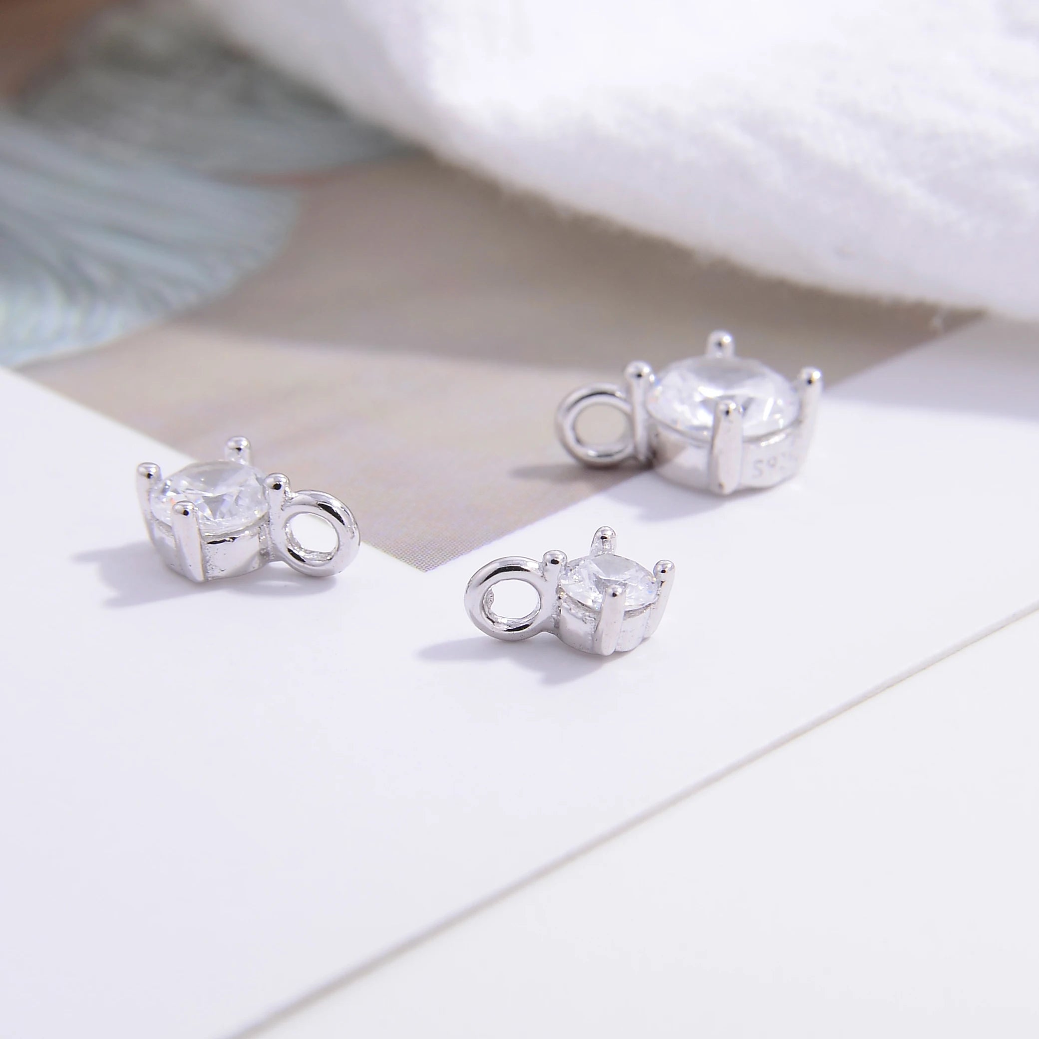 S925 Sterling Silver Round Zirconia Pendant – Gold Plated Charm for Necklace Chain DIY Fine Jewelry Making SD3