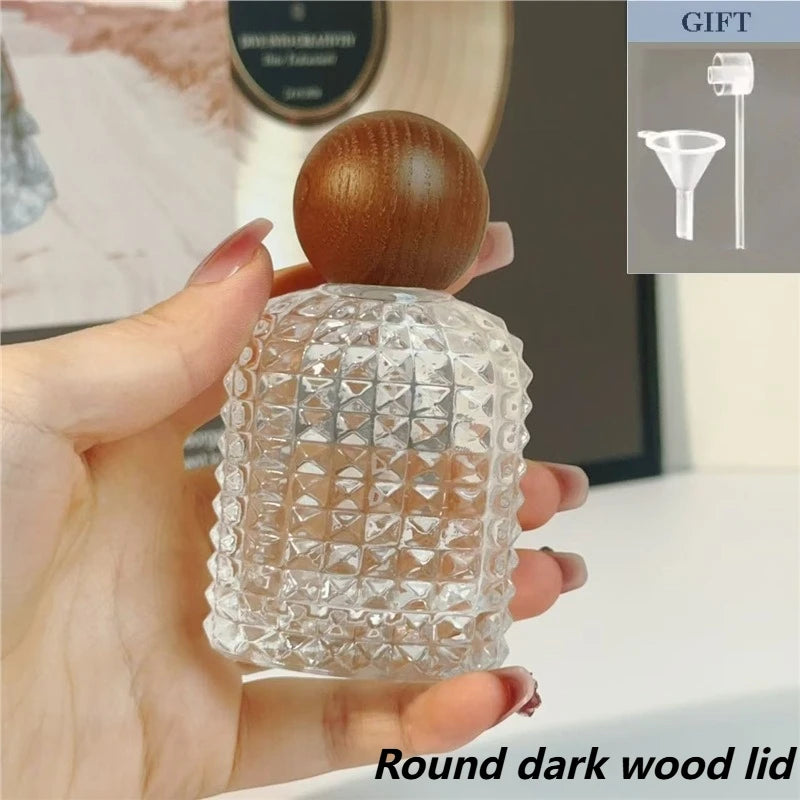 Travel Perfume Atomizer 30/50/100ML | Pineapple Shape Refillable Spray Bottle | Portable Transparent Fragrance Dispenser