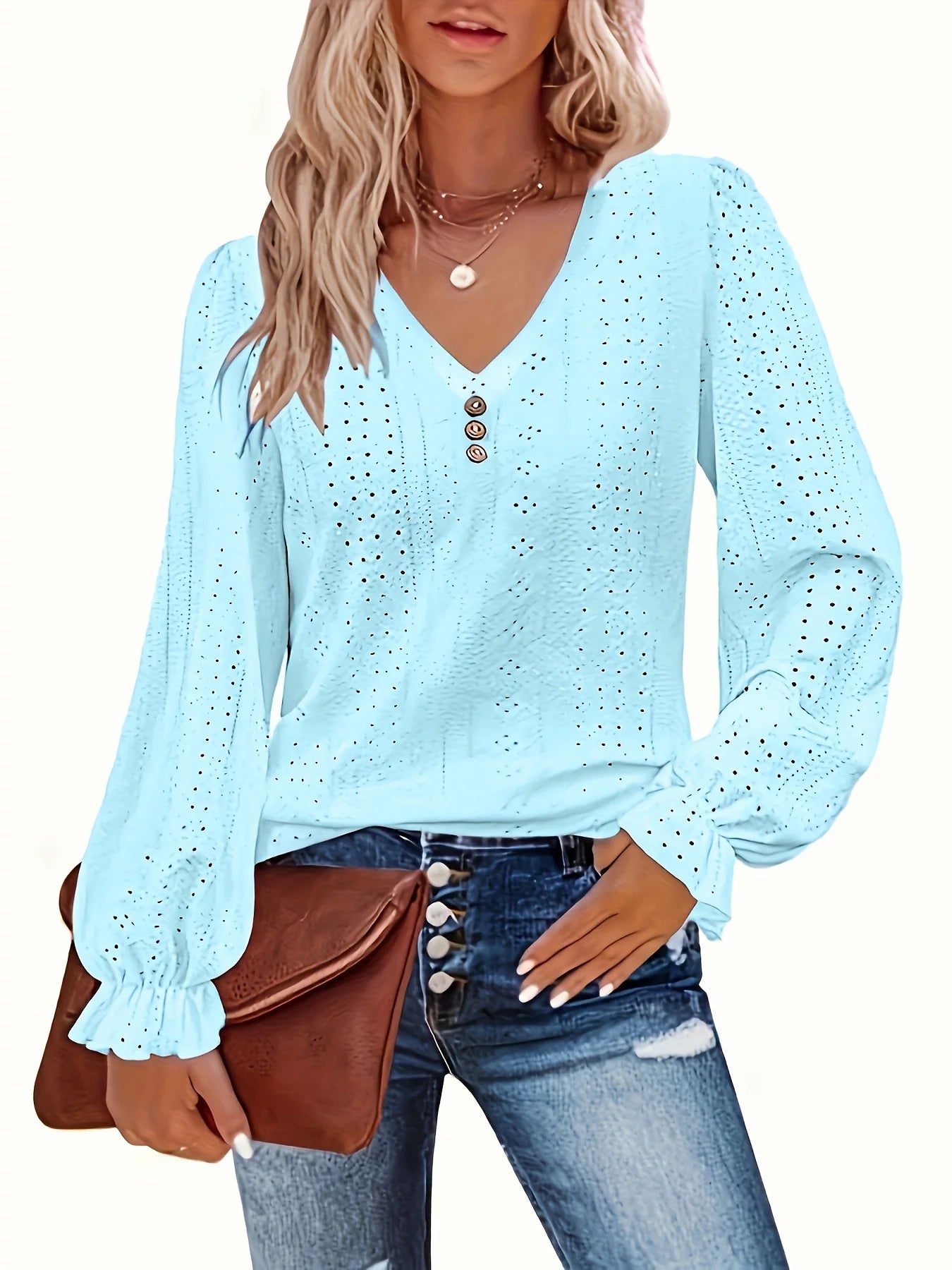 Plus Size Eyelet Button V-Neck Long Sleeve T-Shirt – Casual Spring & Fall Women’s Top 👚✨