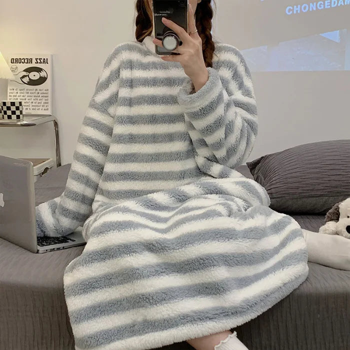 Ladies’ Nightwear Nightdress – Autumn Winter Coral Velvet Long Sleeve Plaid Striped Flannel Dress, Large Size