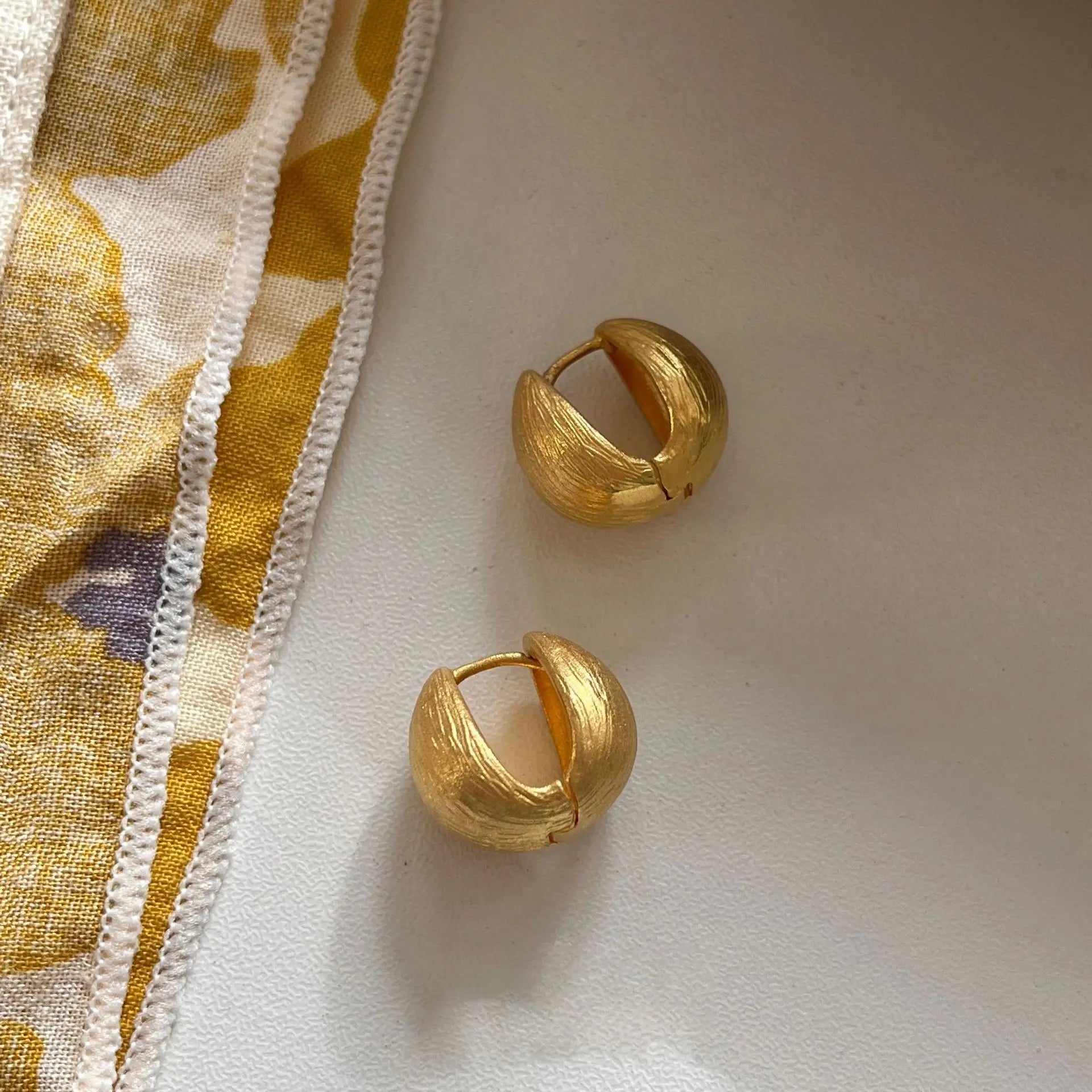 New 925 Sterling Silver Hoop Earrings – Matte Circle Geometric Punk Clip Earrings for Women & Girls