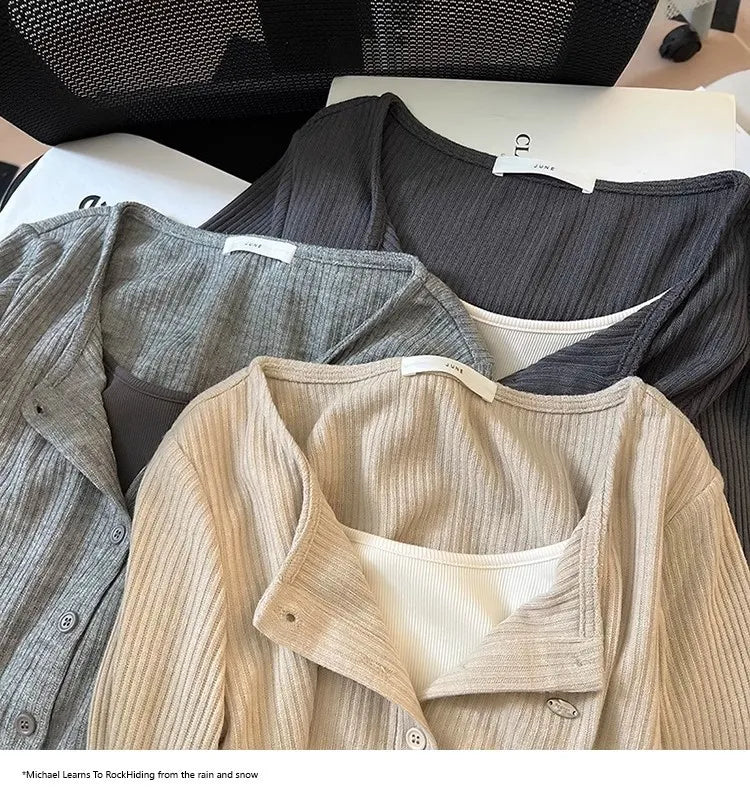 Korean Style Slim Fit Long Sleeve V-Neck Top 👚 Spicy Girl Fake Two-Piece Design ✨ Commute Fashion Women's T-Shirt 🌟