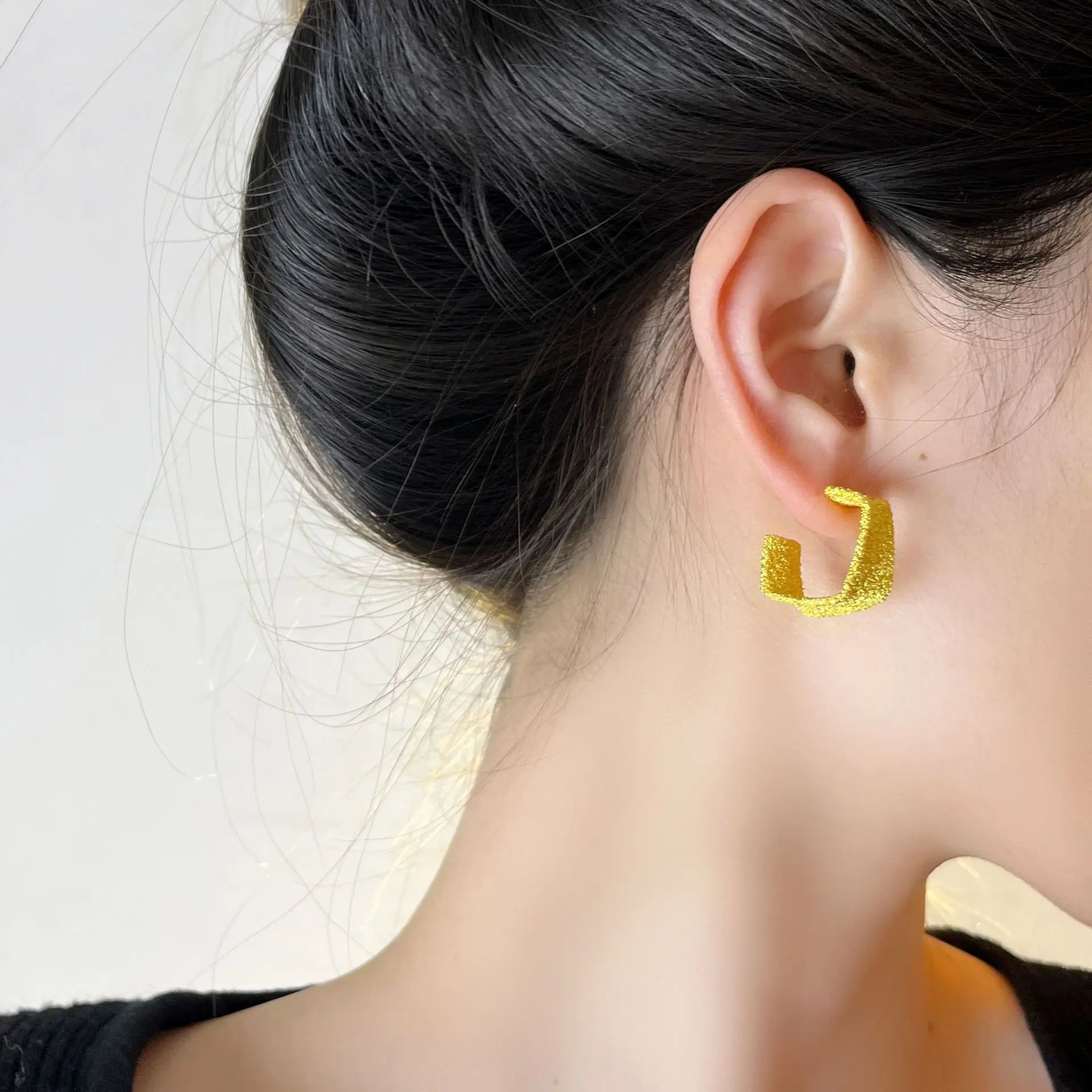 New 925 Sterling Silver Hoop Earrings – Matte Circle Geometric Punk Clip Earrings for Women & Girls