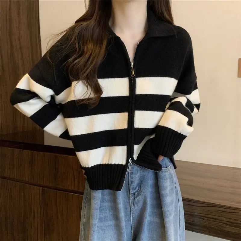🔥 Retro American Spicy Long Sleeve Sweater for Women 🍂 Winter Loose Fit Knit Top | Unique Stripe Lazy Style Pullover ❄️