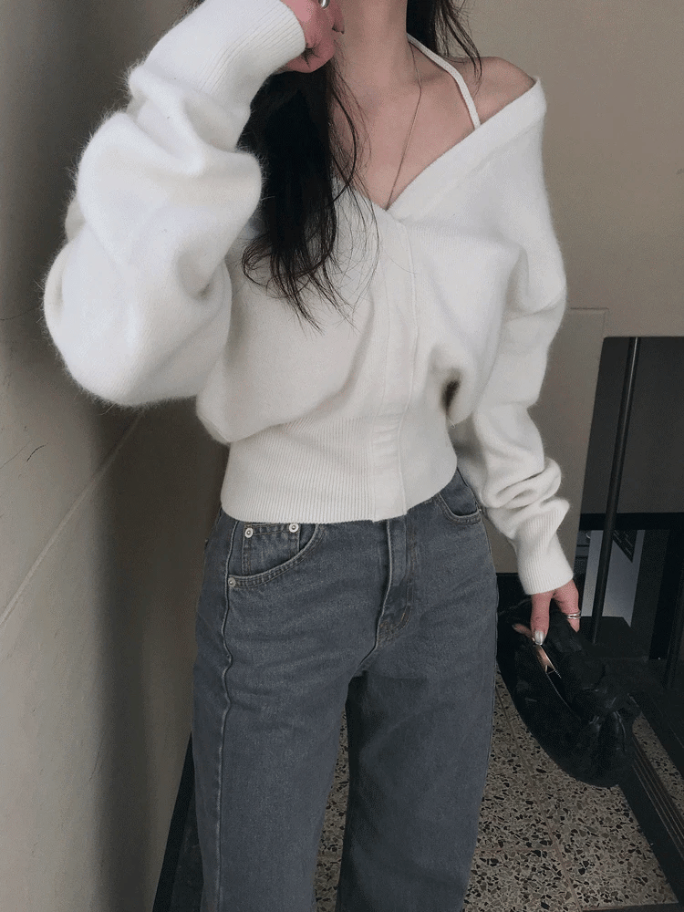Women's Knitted V-Neck Top 👚 Chic Two-Way Wear ❄️ Hanging Shoulder Design Thickened Winter Fashion 🌟 Ladies' Knitwear