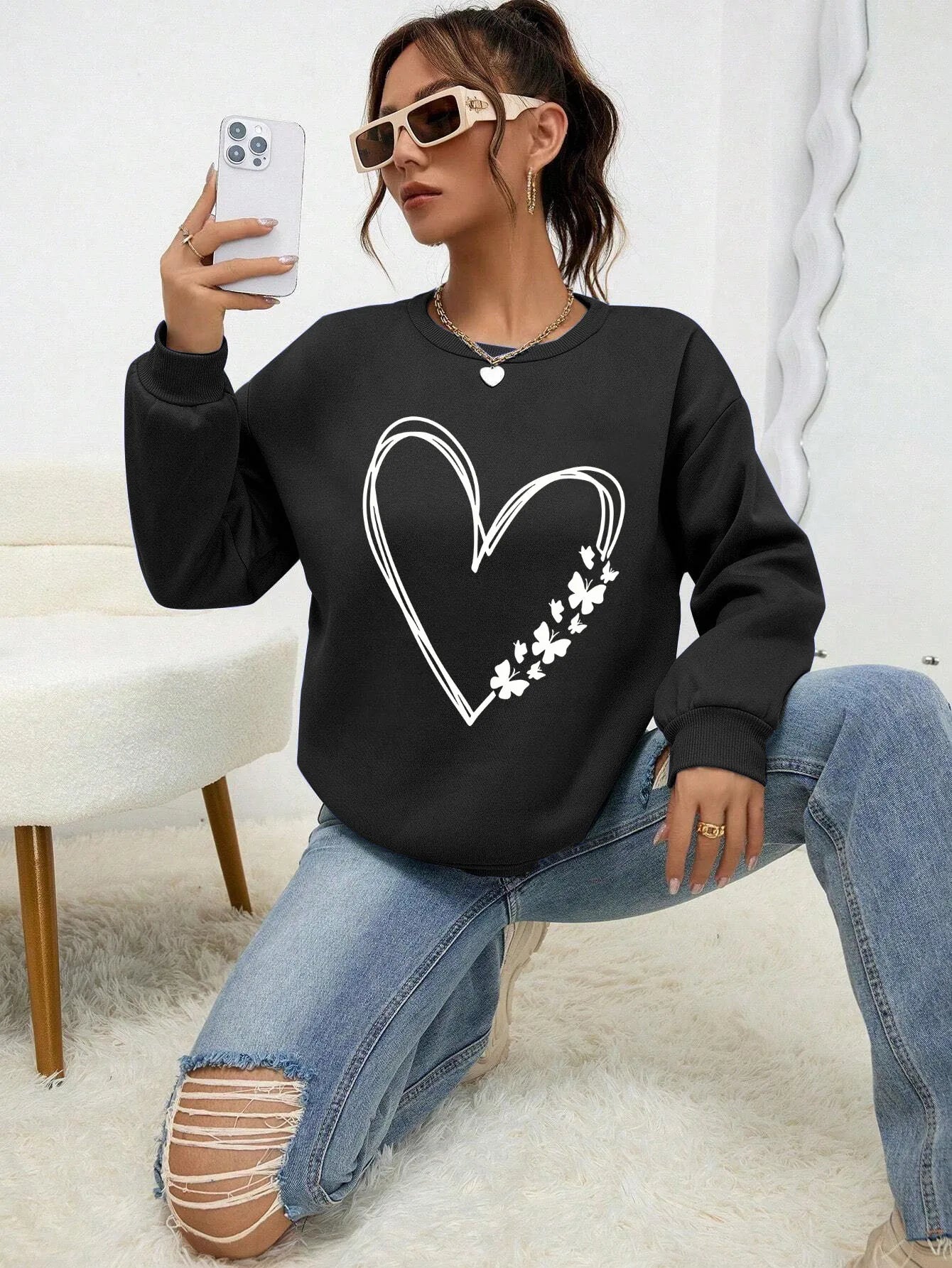 The Great Love at the Edge of Butterflies Sweatshirt | Women’s Fleece Crewneck Pullover | Autumn Soft Streetwear