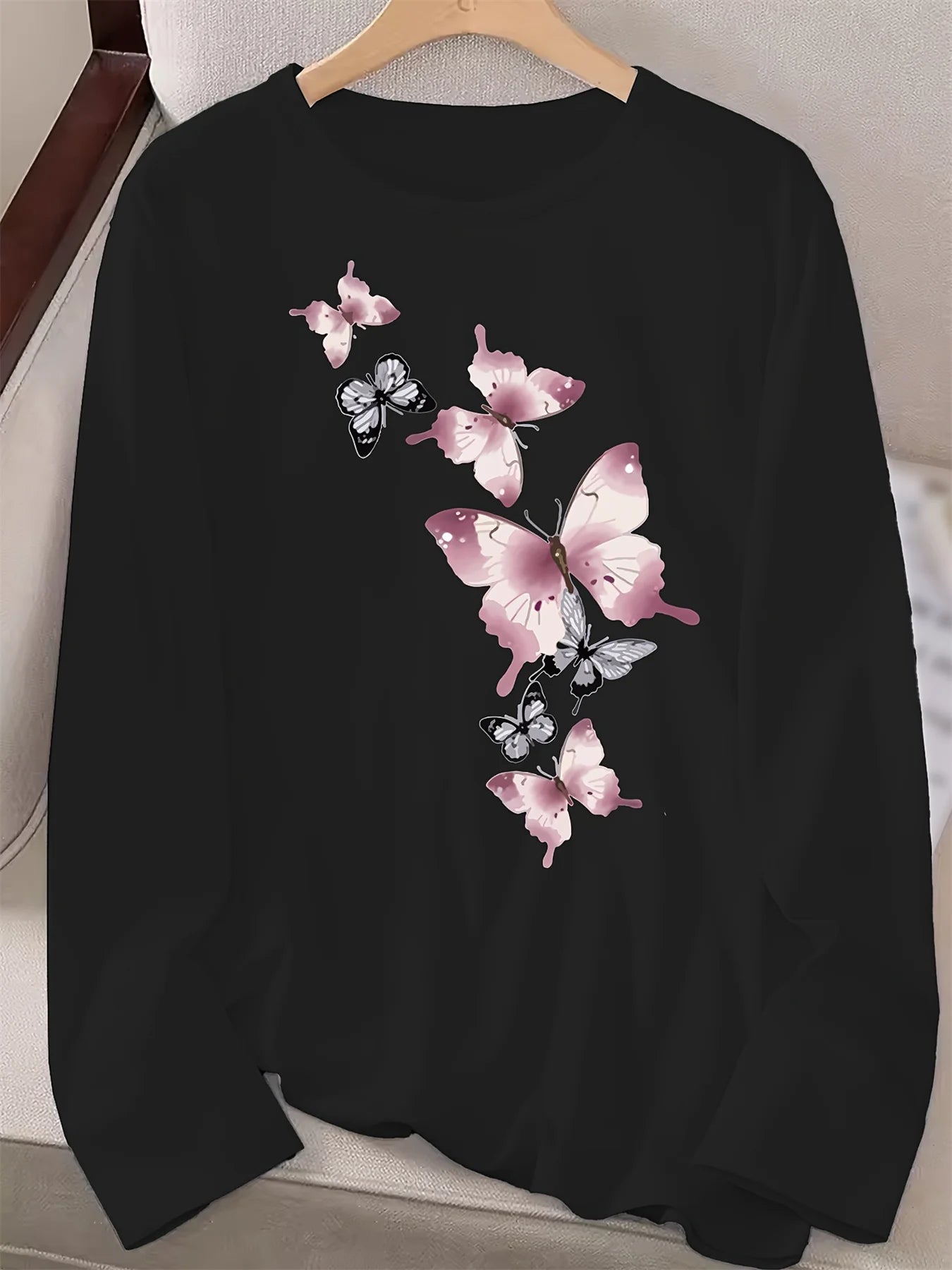 Women’s 100% Cotton Butterfly Print Long Sleeve T-Shirt | Casual Loose Round Neck Base Shirt for Spring & Autumn