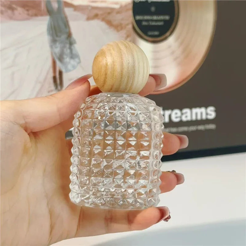 Travel Perfume Atomizer 30/50/100ML | Pineapple Shape Refillable Spray Bottle | Portable Transparent Fragrance Dispenser