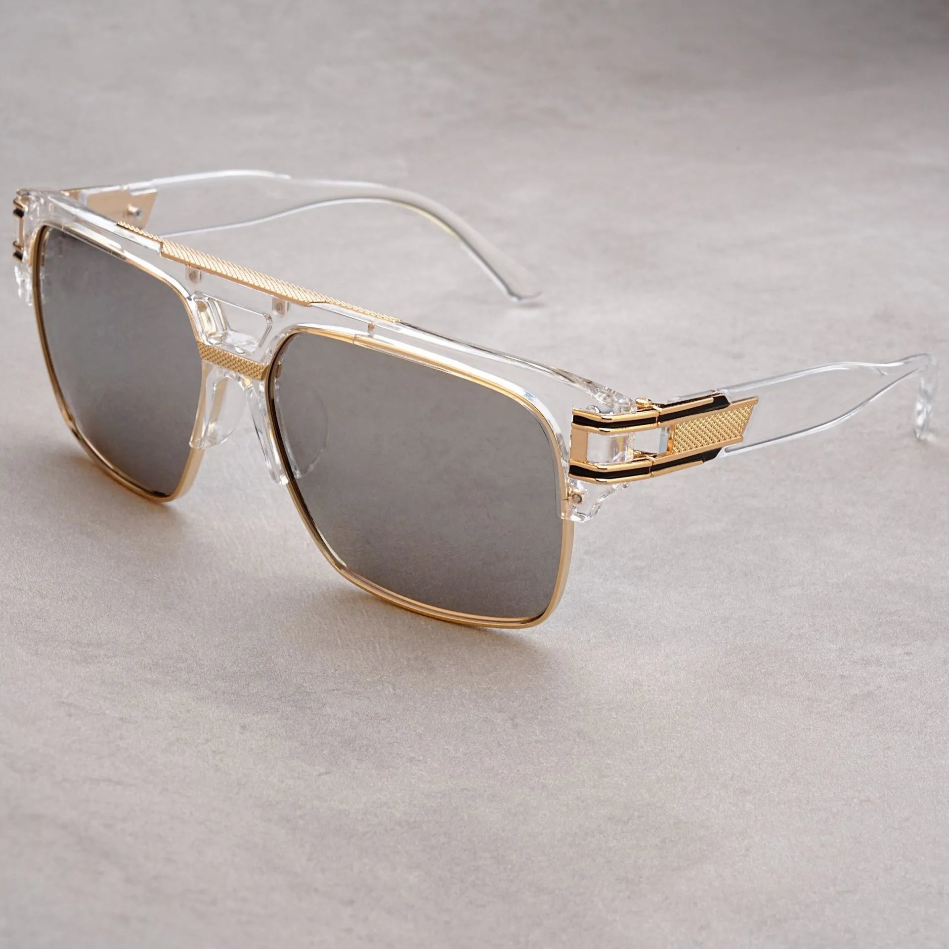 European & American Fashion Sunglasses – Transparent Retro Square Frame for Men & Women | Sunshade Mirror Eyewear