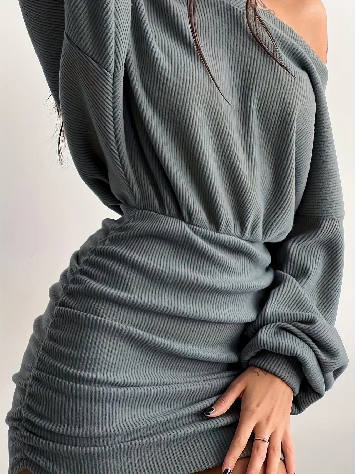 Ruched Bodycon Mini Dress for Women | Sexy V-Neck Long Sleeve Bag Hip Dress | Elegant Party & Night Out Outfit