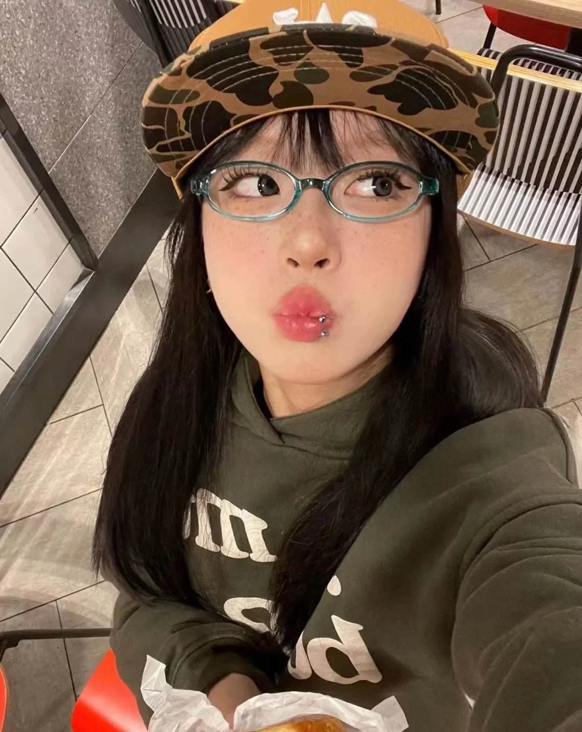 Retro Oval Glasses for Women & Girls – Y2K Red Green Frame Decorative Eyewear | Anti-Blue Light Computer Glasses for Seaside & Driving