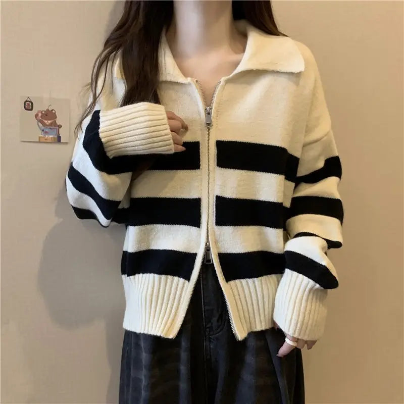 🔥 Retro American Spicy Long Sleeve Sweater for Women 🍂 Winter Loose Fit Knit Top | Unique Stripe Lazy Style Pullover ❄️