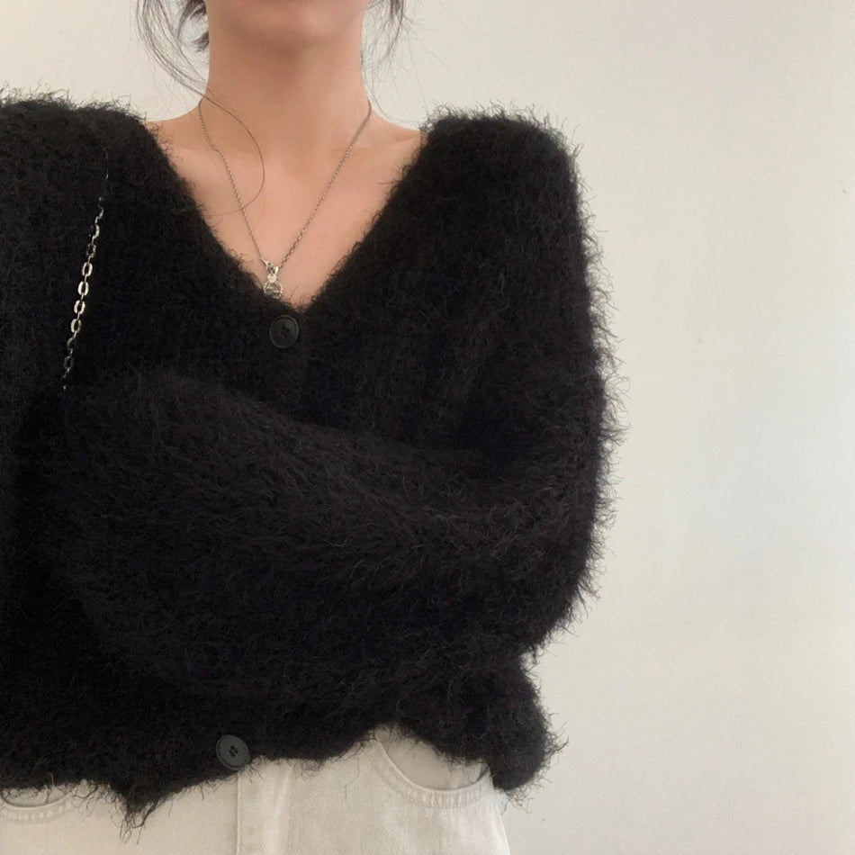 Chic V-Neck Knitted Sweater Coat for Women 🧥✨ Faux Fur Lazy Style Cardigan 💖 Autumn Winter Fashion Outerwear