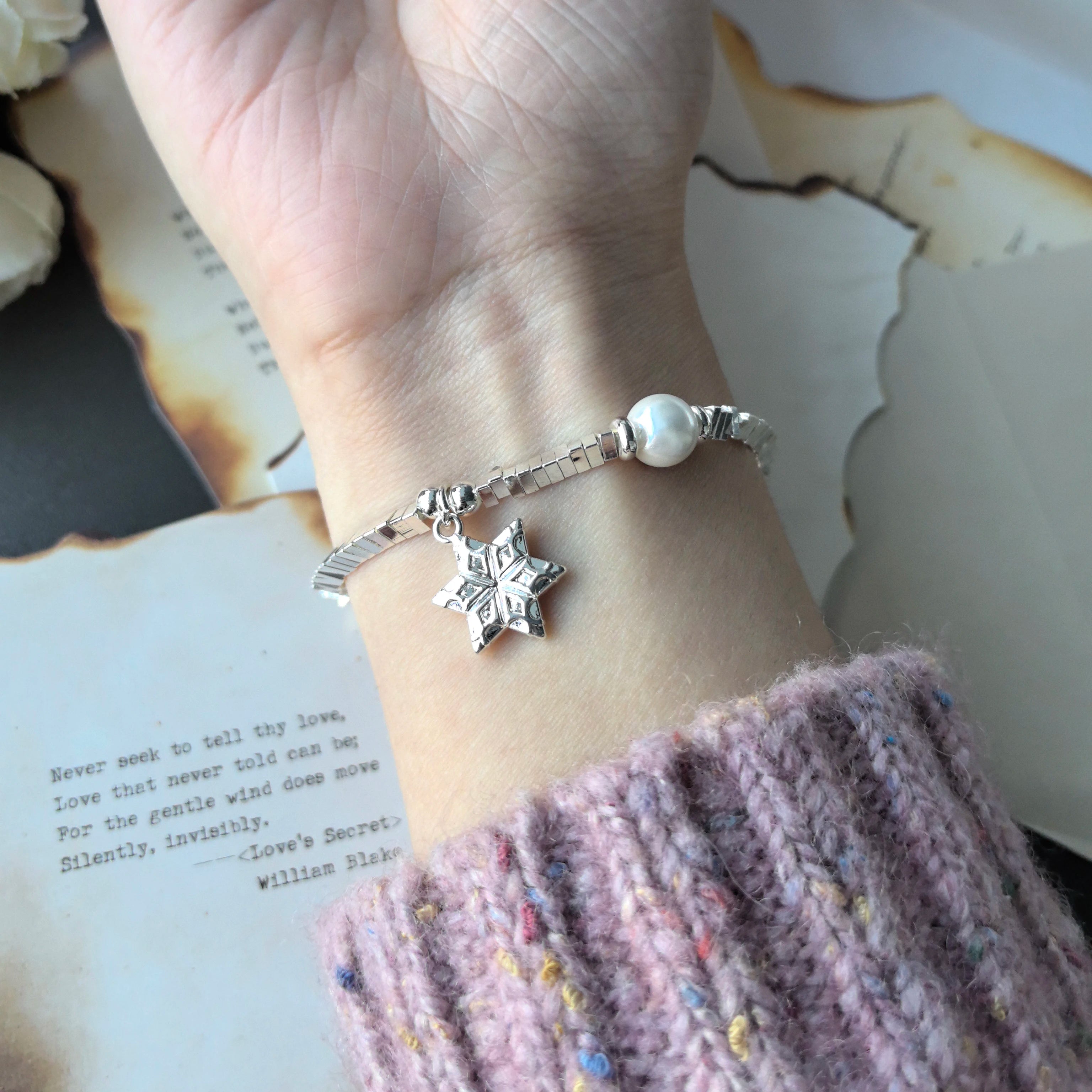 925 Sterling Silver Green Leaf Bracelet | Elegant Nature-Inspired Bangle for Women Girls Fashion Jewelry Gift