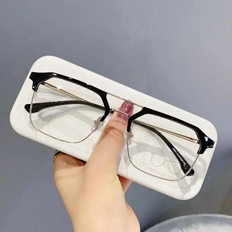 Luxury Brand Square Black Frame Myopia Glasses – Anti-Blue Light Nearsighted Eyeglasses Unisex (0 to -4.0 Diopters)