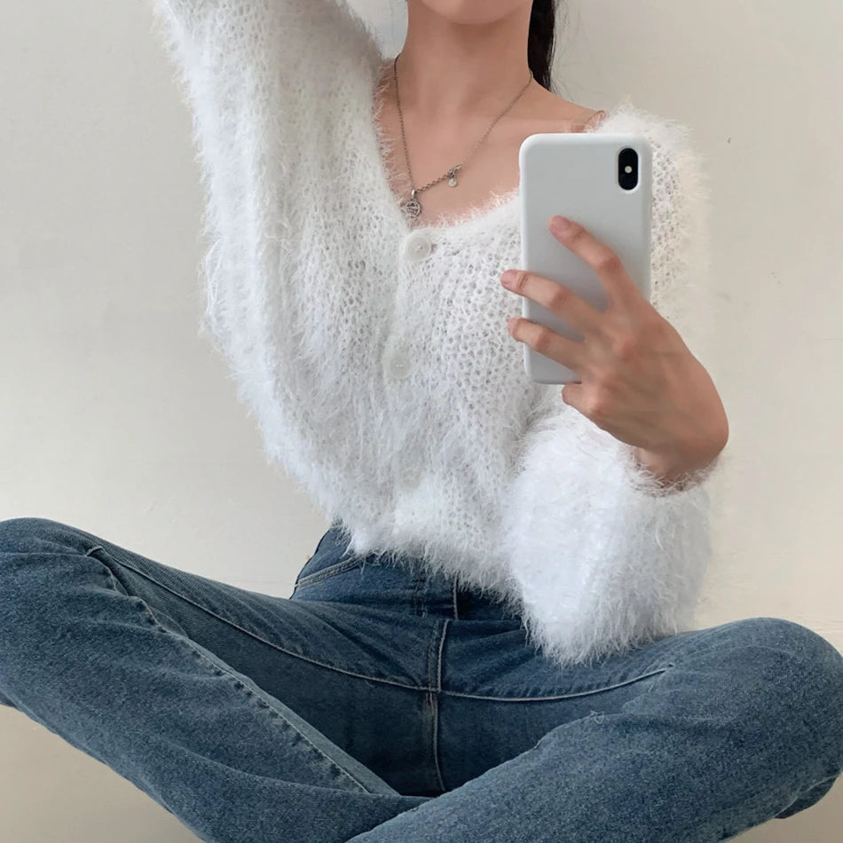 Chic V-Neck Knitted Sweater Coat for Women 🧥✨ Faux Fur Lazy Style Cardigan 💖 Autumn Winter Fashion Outerwear