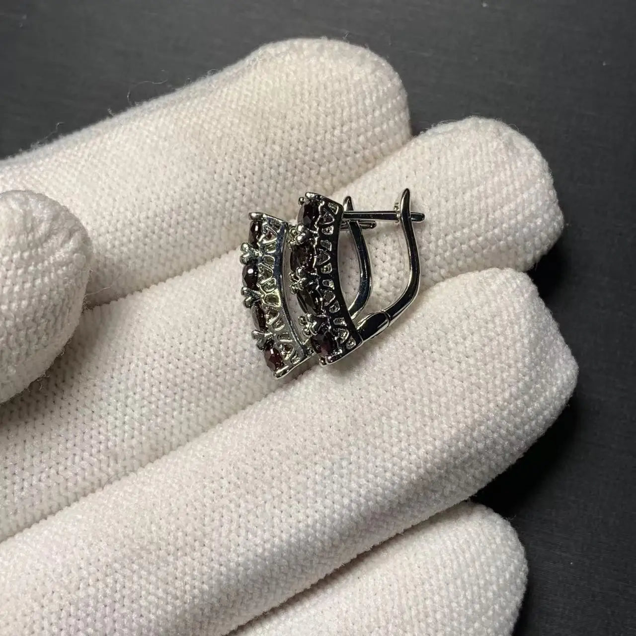 Vintage Natural Garnet Hoop Earrings – Handmade Classic Round Gemstone Jewelry for Women