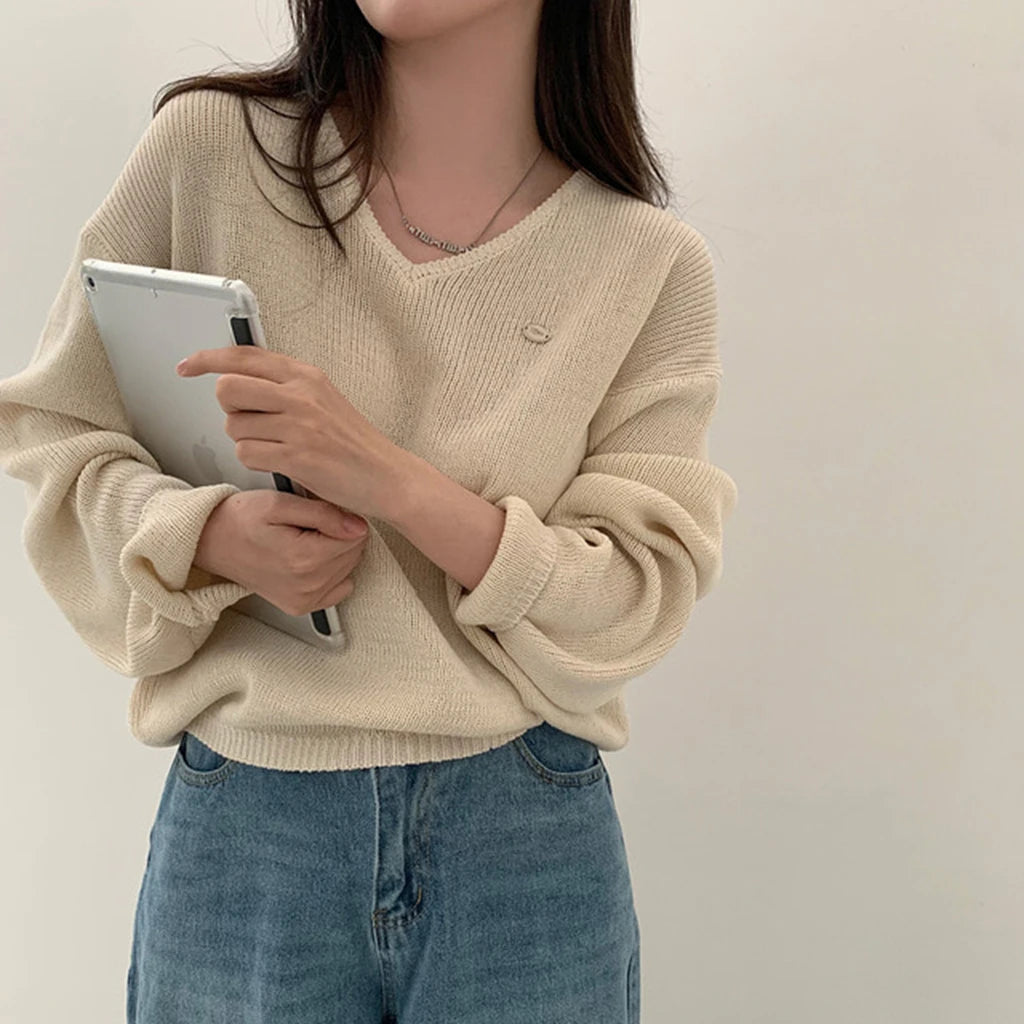 Loose Women’s Knitwear V-Neck Long Sleeve T-Shirt – Casual Comfortable Fashionable Autumn Top New Arrival