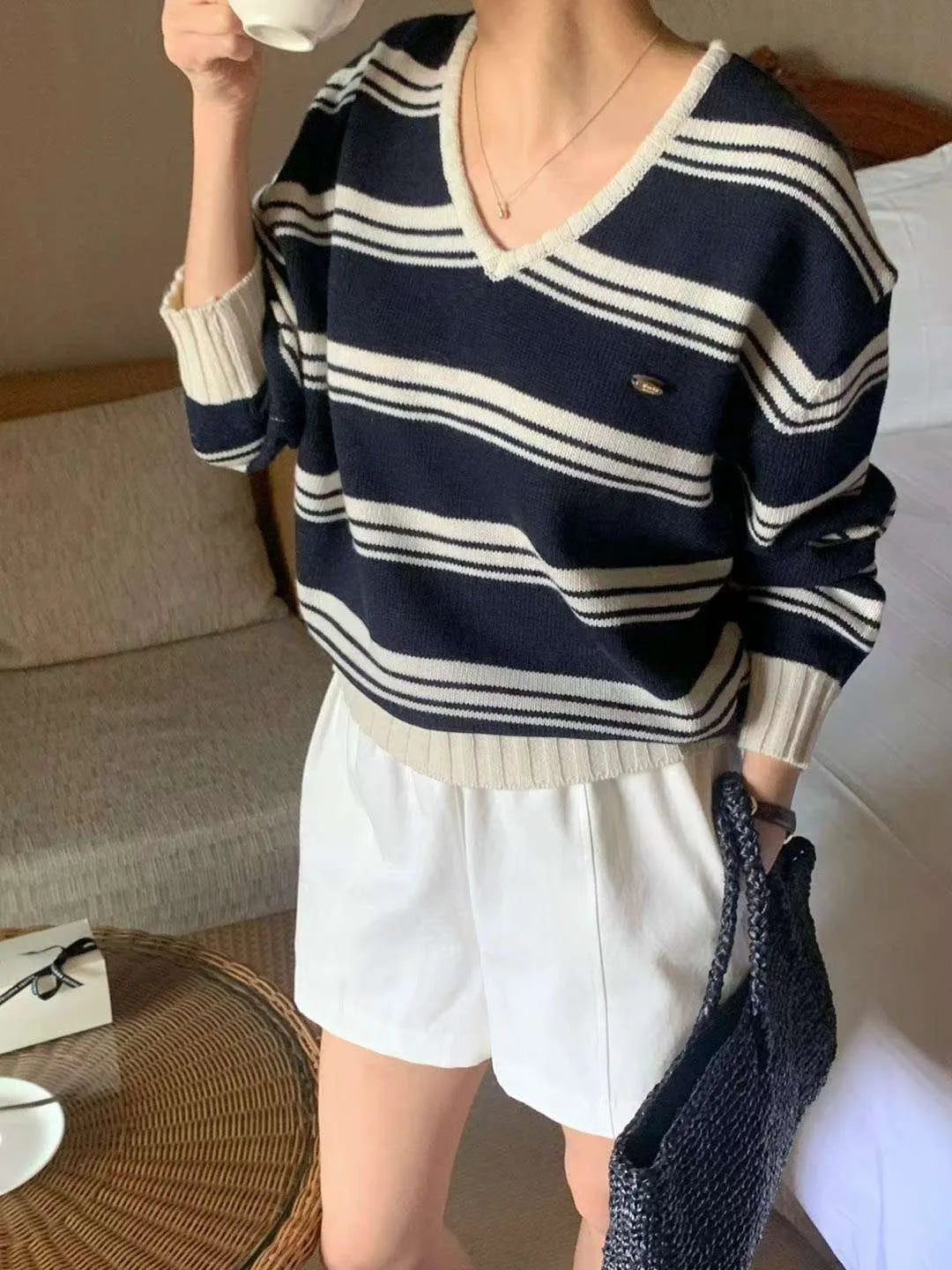 Fashionable V-Neck Women’s Knitted Sweater – Long Sleeve Striped Base Layer | Trendy Commute Sweater, Regular Length, Chinese Origin