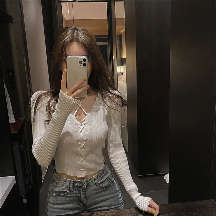 Trendy Short Knitted Sweater for Women | Slim Fit V-Neck Long Sleeve Top | Spring 2025 Spicy Girl Fashion