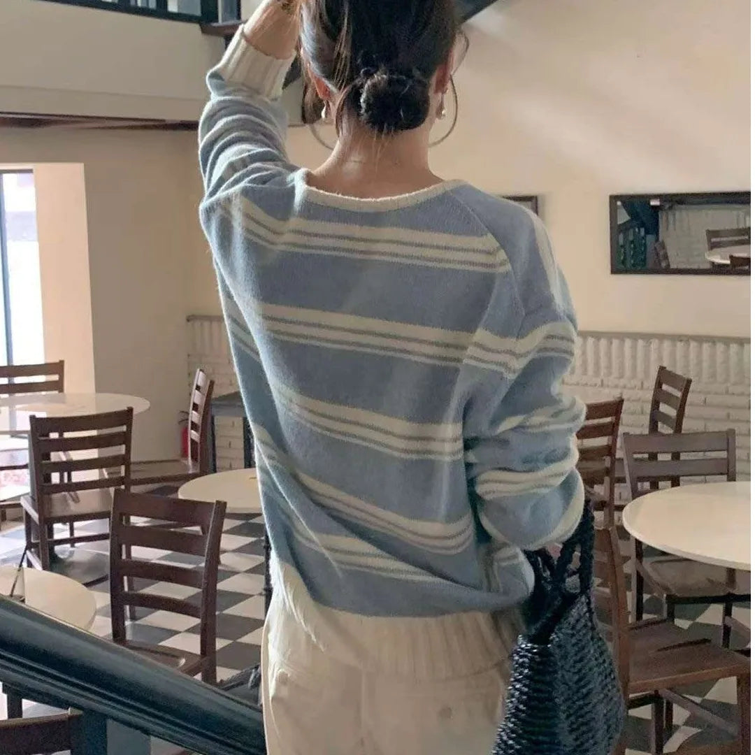 Fashionable V-Neck Women’s Knitted Sweater – Long Sleeve Striped Base Layer | Trendy Commute Sweater, Regular Length, Chinese Origin