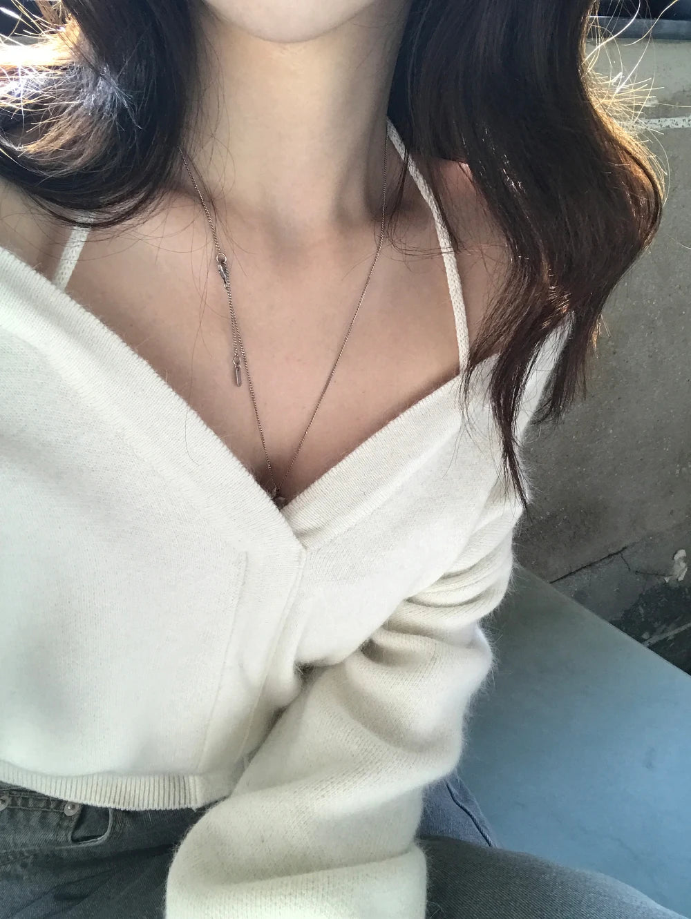Women's Knitted V-Neck Top 👚 Chic Two-Way Wear ❄️ Hanging Shoulder Design Thickened Winter Fashion 🌟 Ladies' Knitwear
